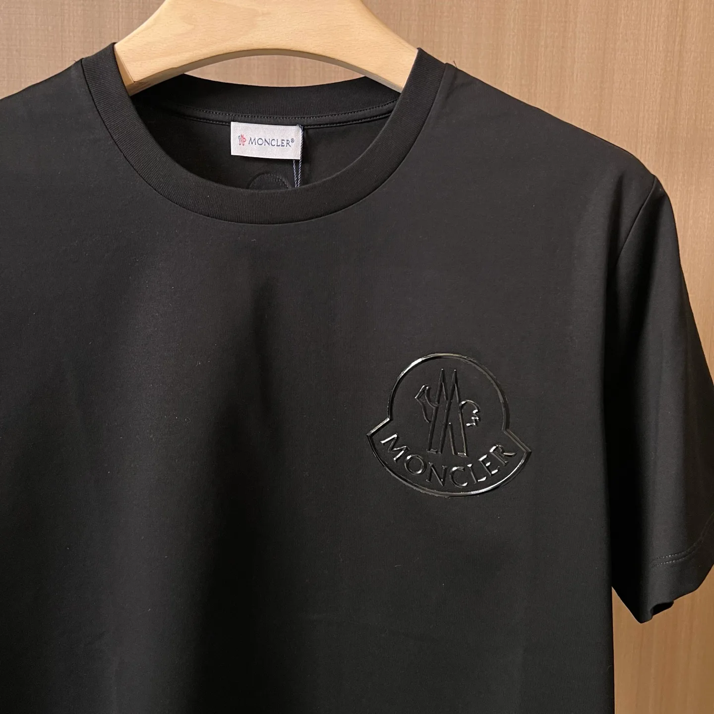 Футболки Женские Moncler 11000469