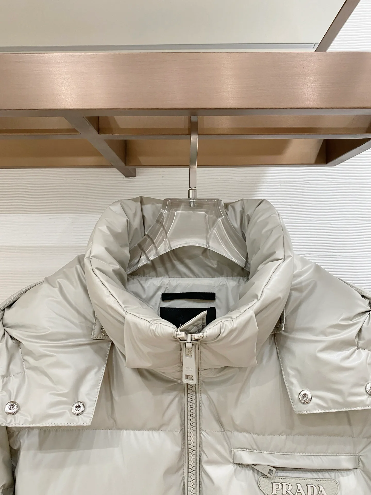 Куртки И Пуховики Женские Prada 1309591