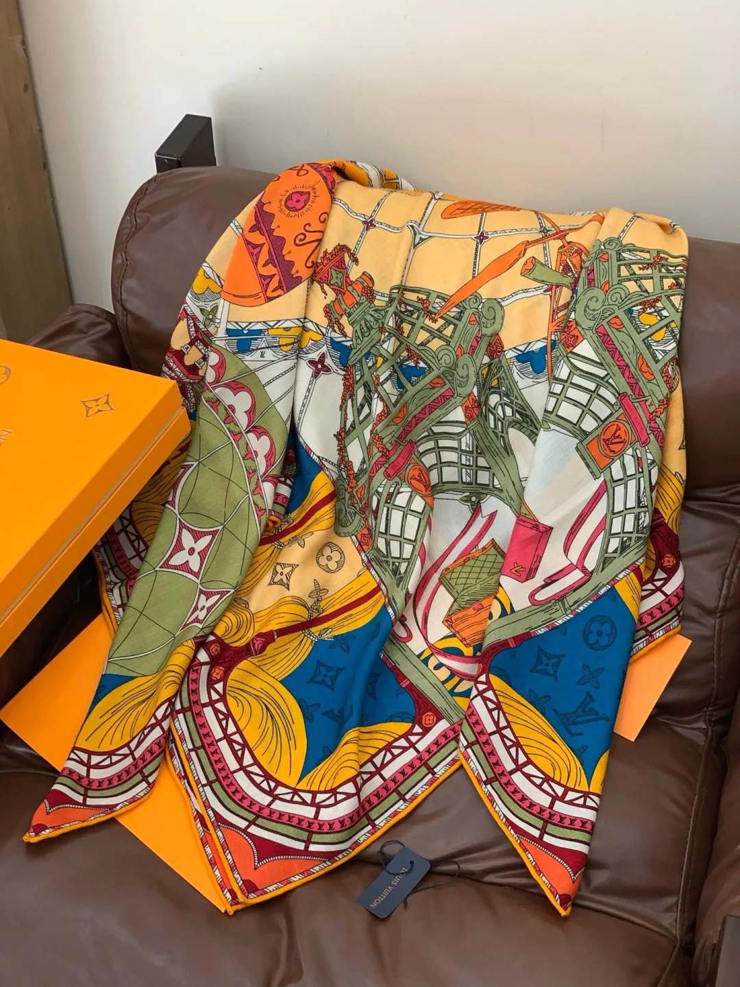 Шарфы Louis Vuitton 895235