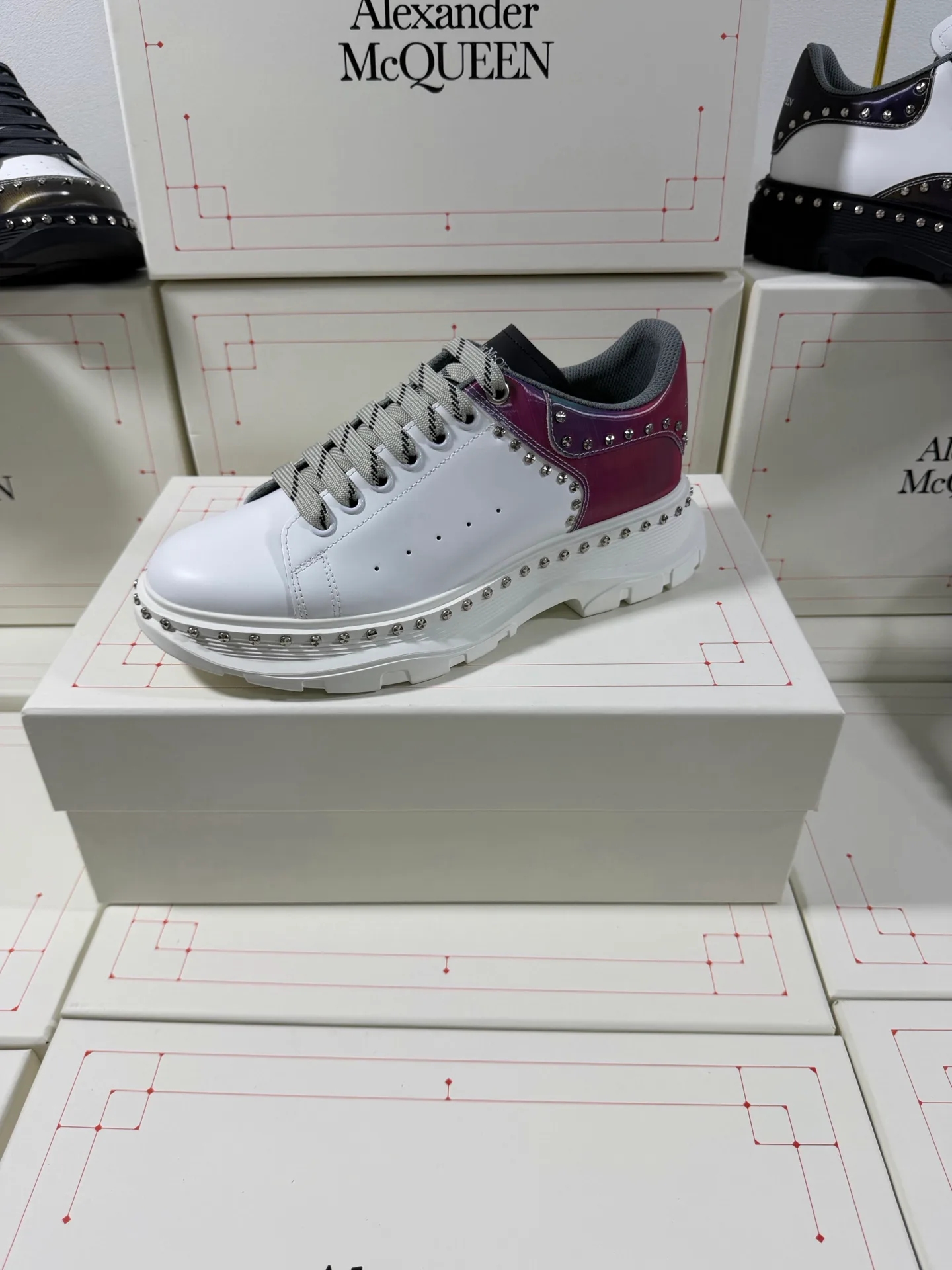 Кроссовки Женские Alexander Mcqueen 18465103