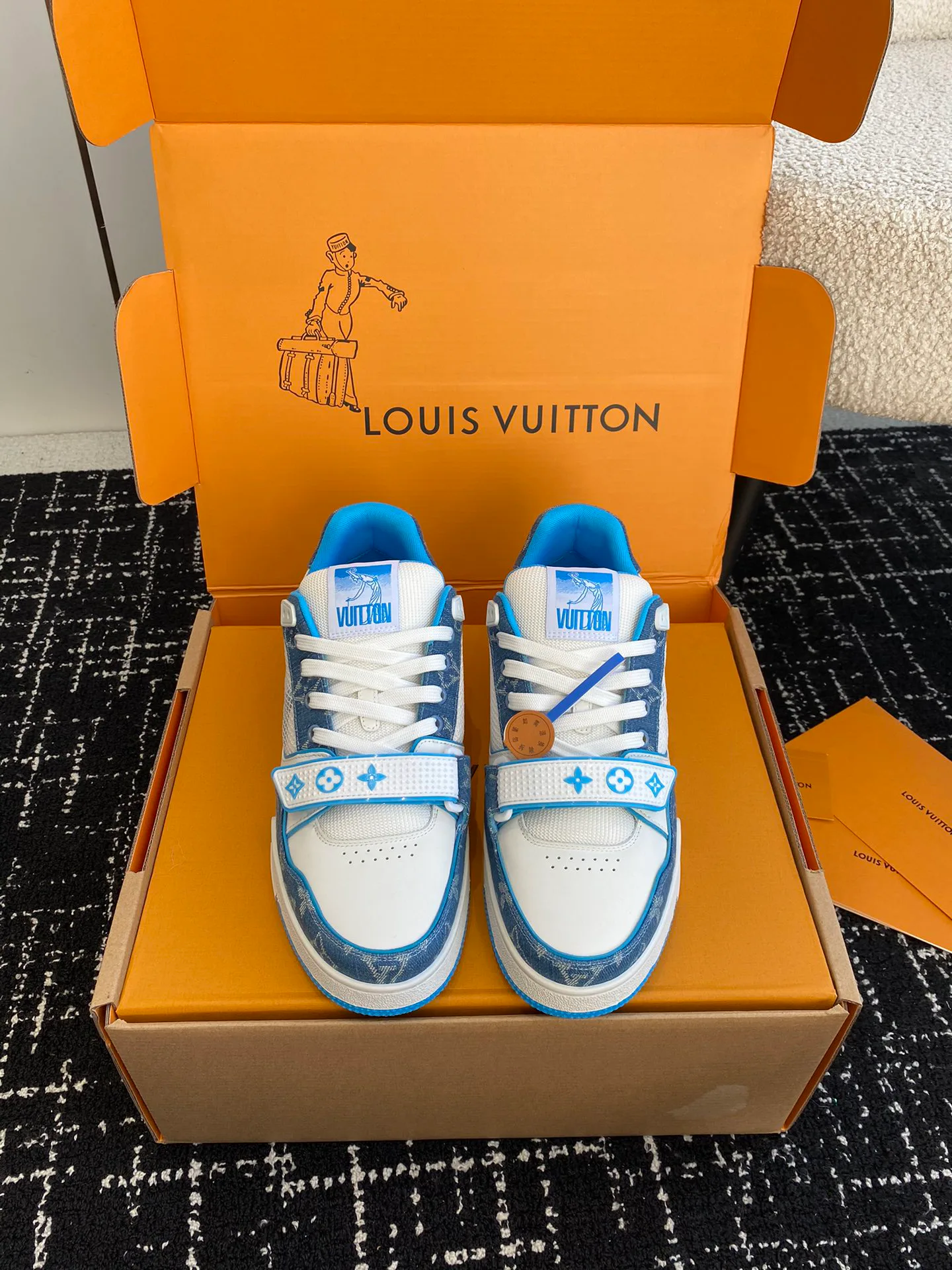 Кроссовки Женские Louis Vuitton 5438163