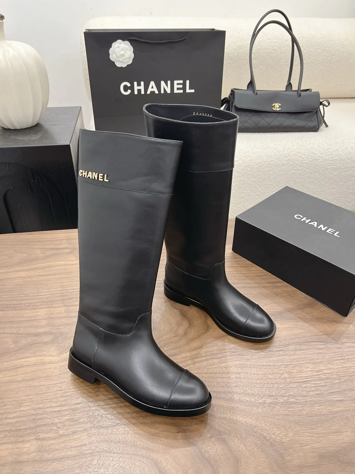 Сапоги Женские Chanel 17749610