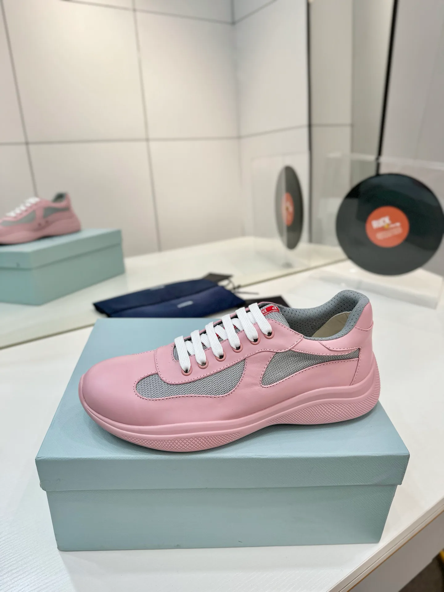 Кроссовки Женские Prada 2019179