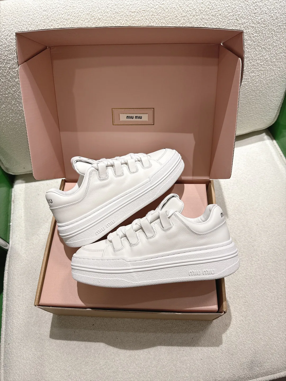 Кроссовки Женские Miu Miu 17963919