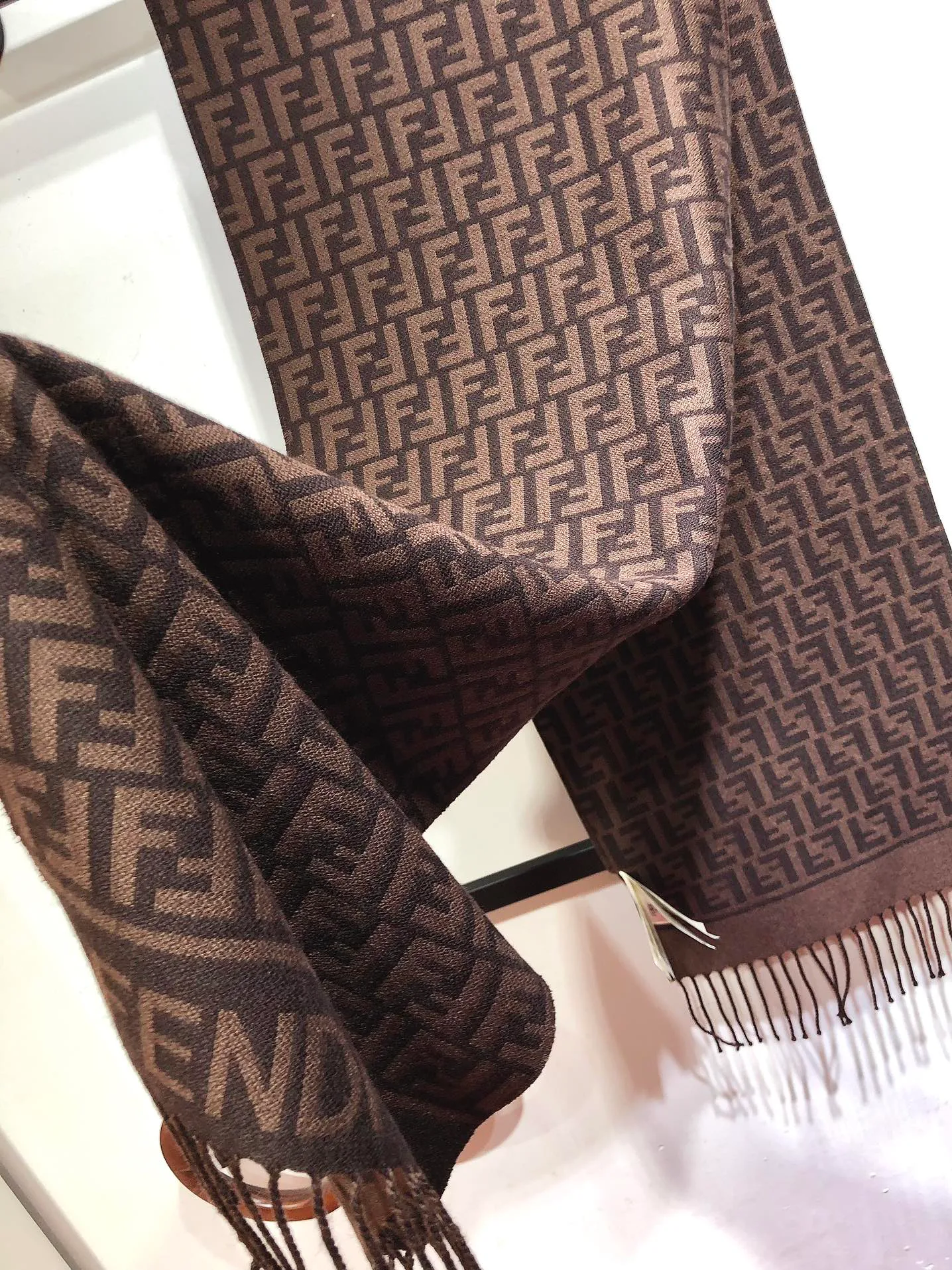 Шарфы Fendi 123984