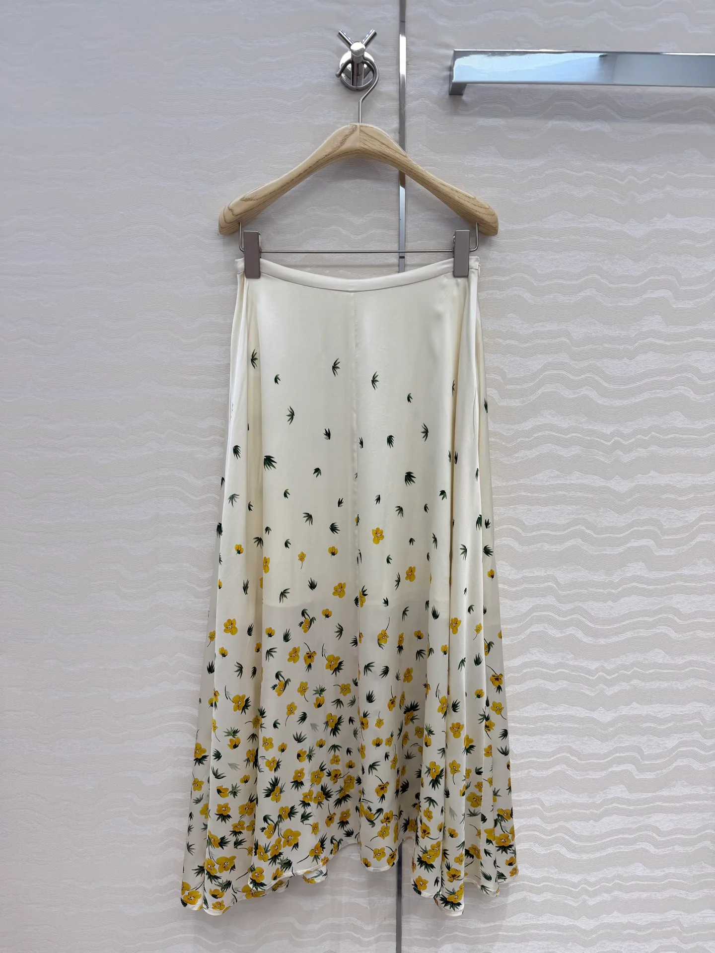 Юбки Женские Christian Dior 11671383