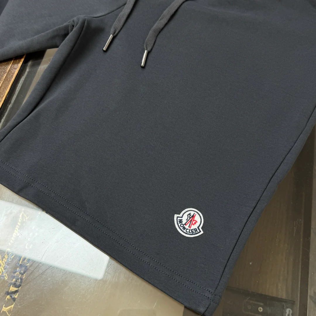 Шорты Женские Moncler 11668072