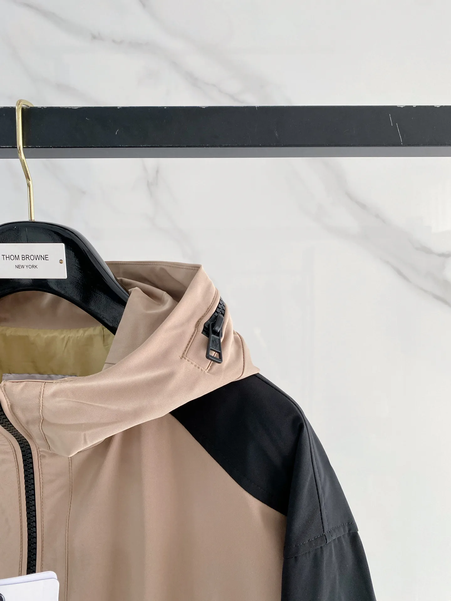 Куртки И Пуховики Мужские Moncler 11219008