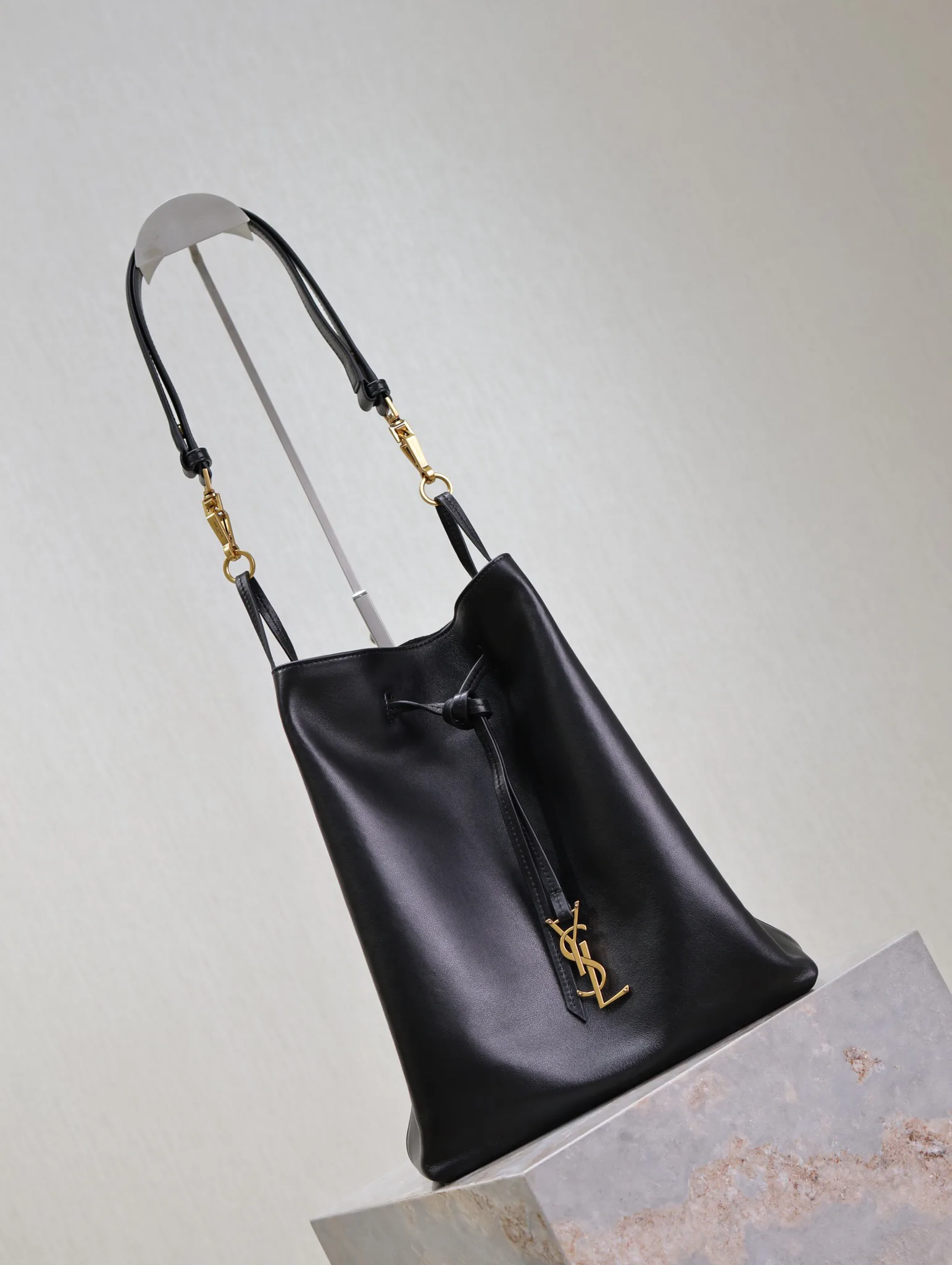 Классические Сумки Женские Saint Laurent 1401675