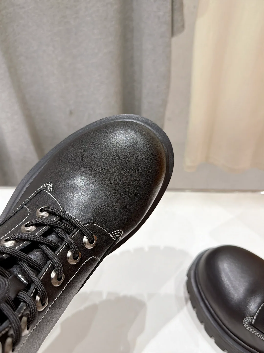 Ботинки Мужские Louis Vuitton 18650041