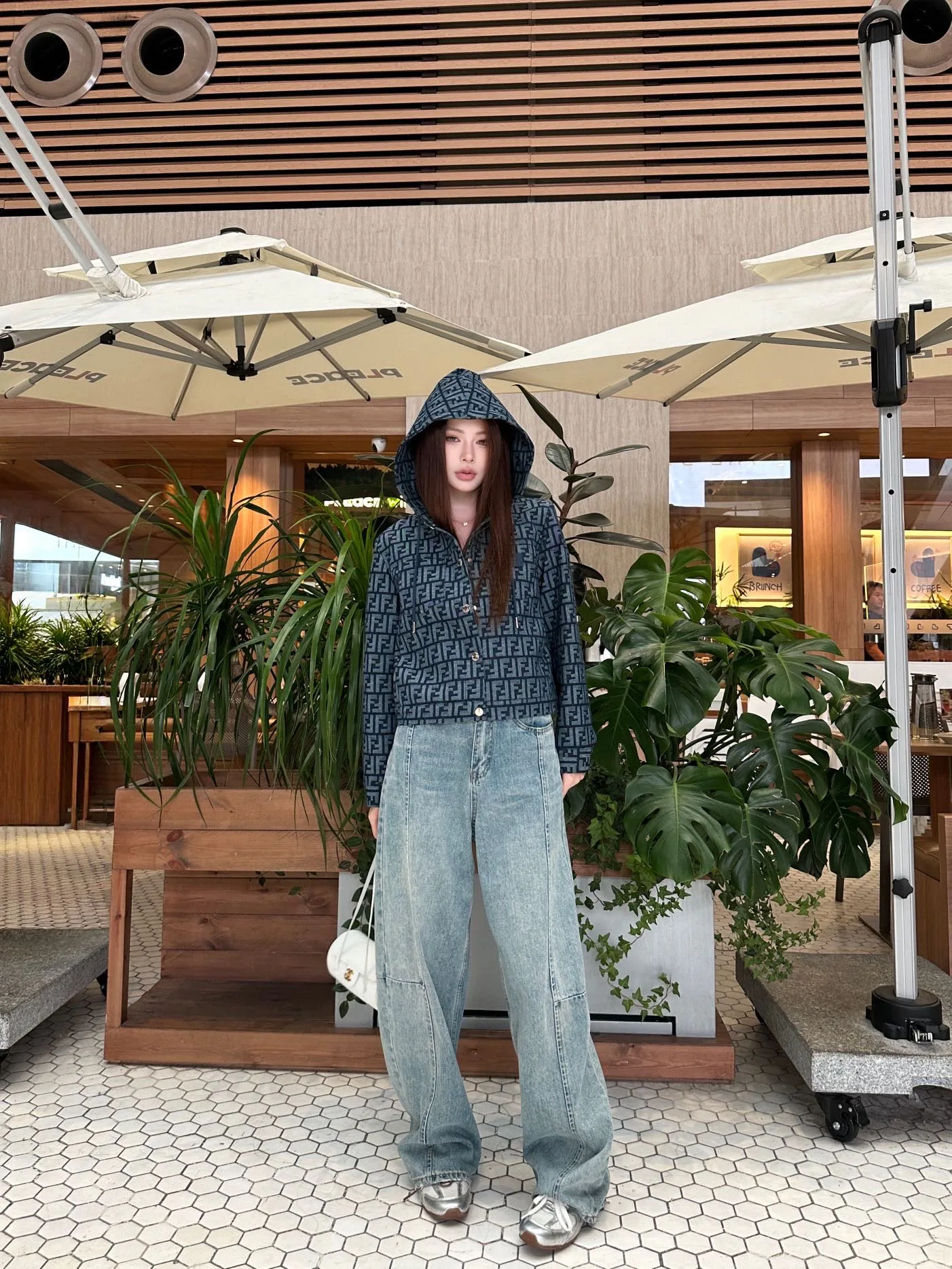 Куртки И Пуховики Женские Fendi 18501778