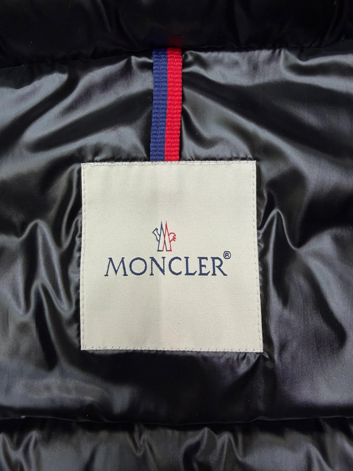 Куртки И Пуховики Женские Moncler 17568658