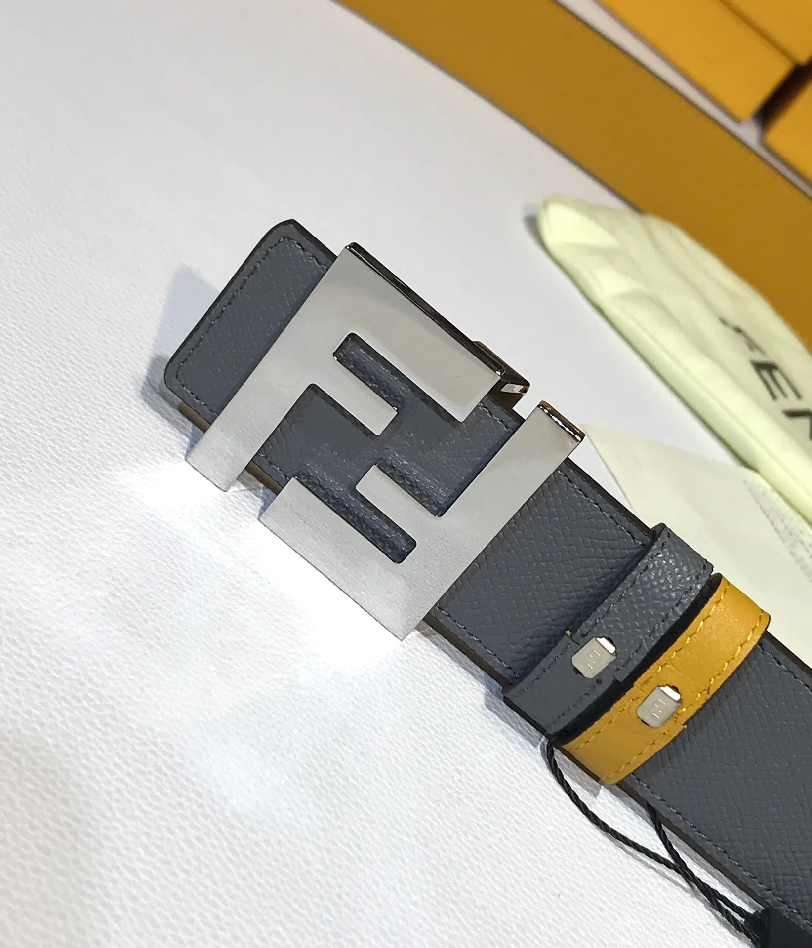 Ремни Fendi 14659337