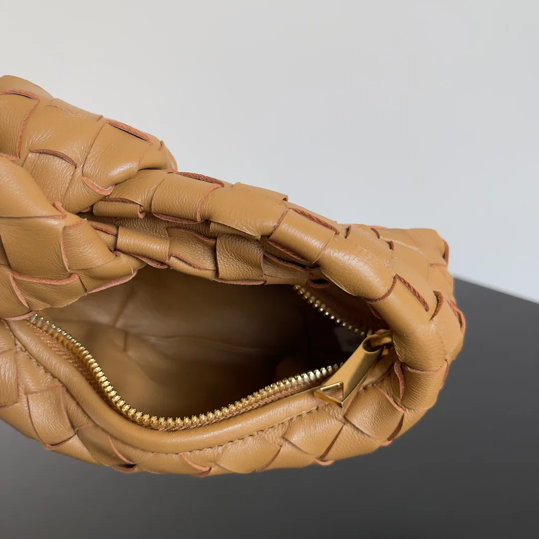 Классические Сумки Женские Bottega Veneta 13379677