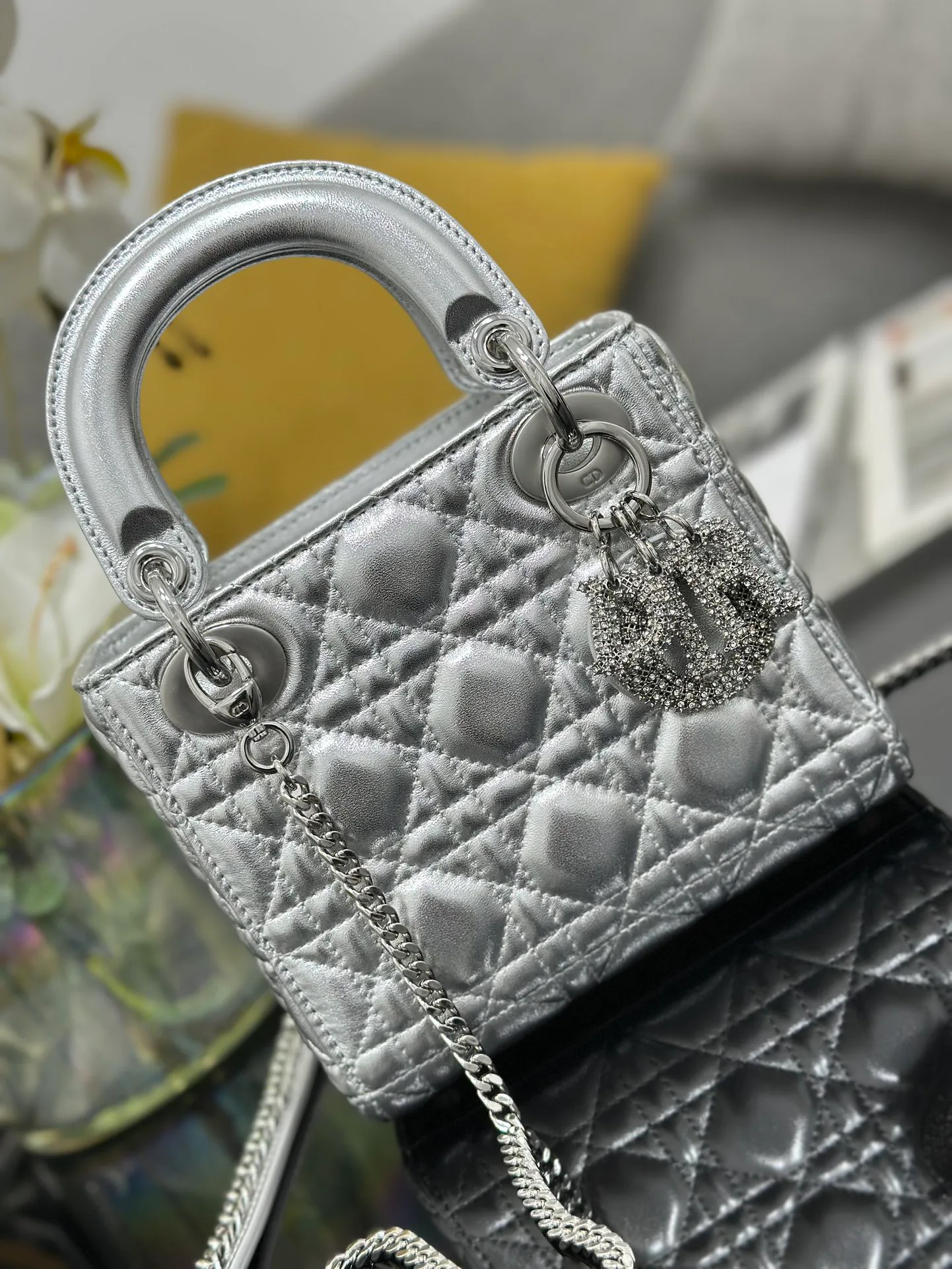 Классические Сумки Женские Christian Dior 11412557