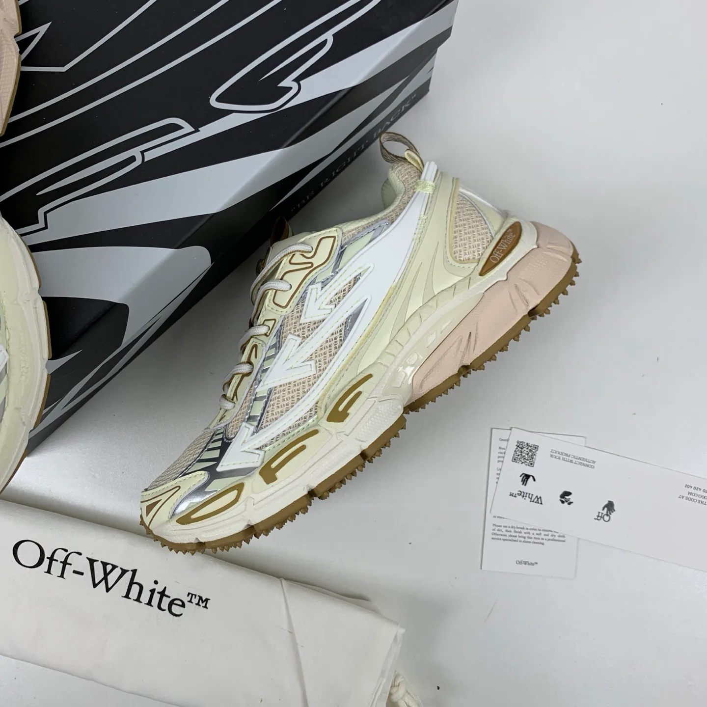 Кроссовки Женские Off-White 1106613