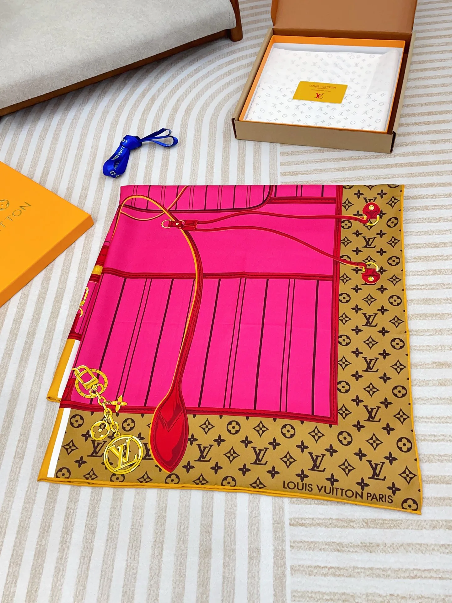 Шарфы Loewe 36146