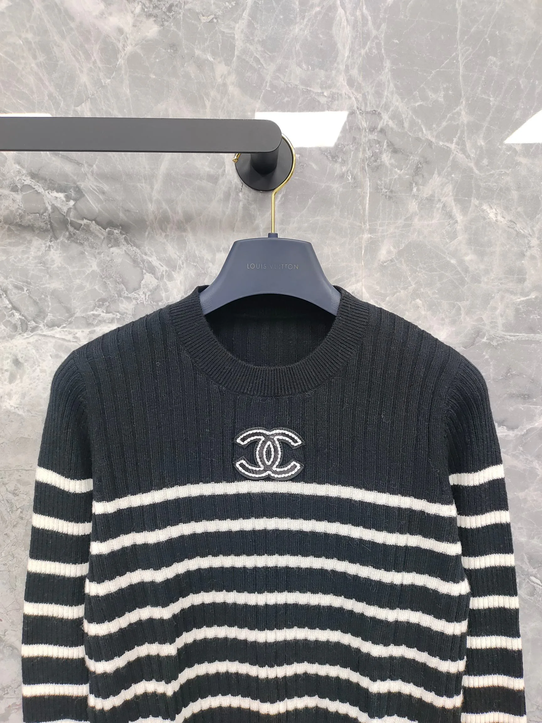 Джемперы И Свитеры Женские Chanel 18810127