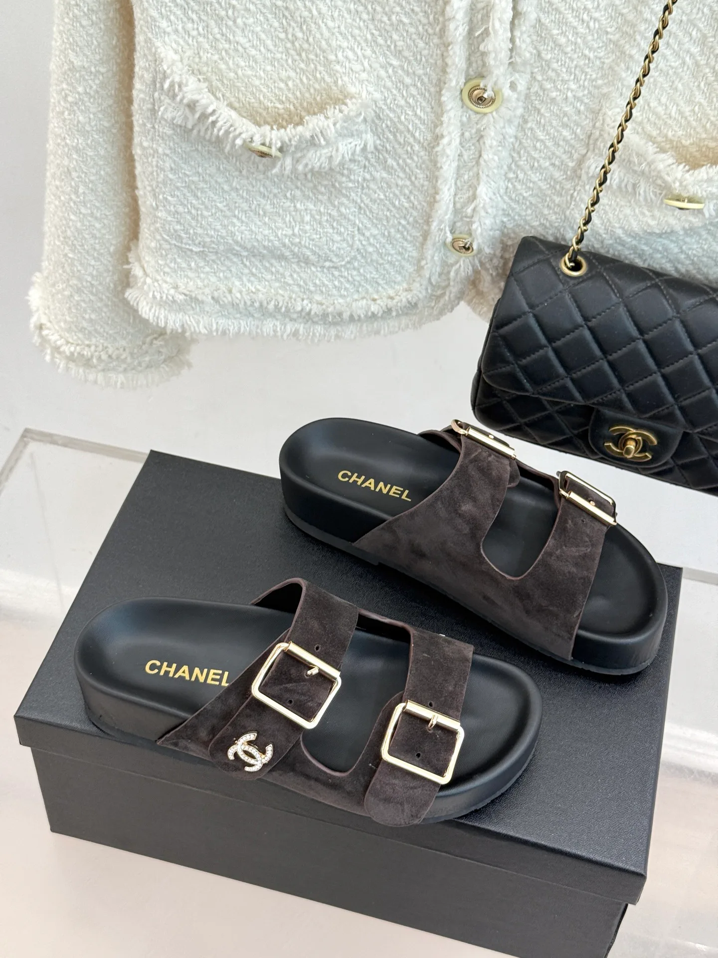 Шлепанцы Женские Chanel 11646689