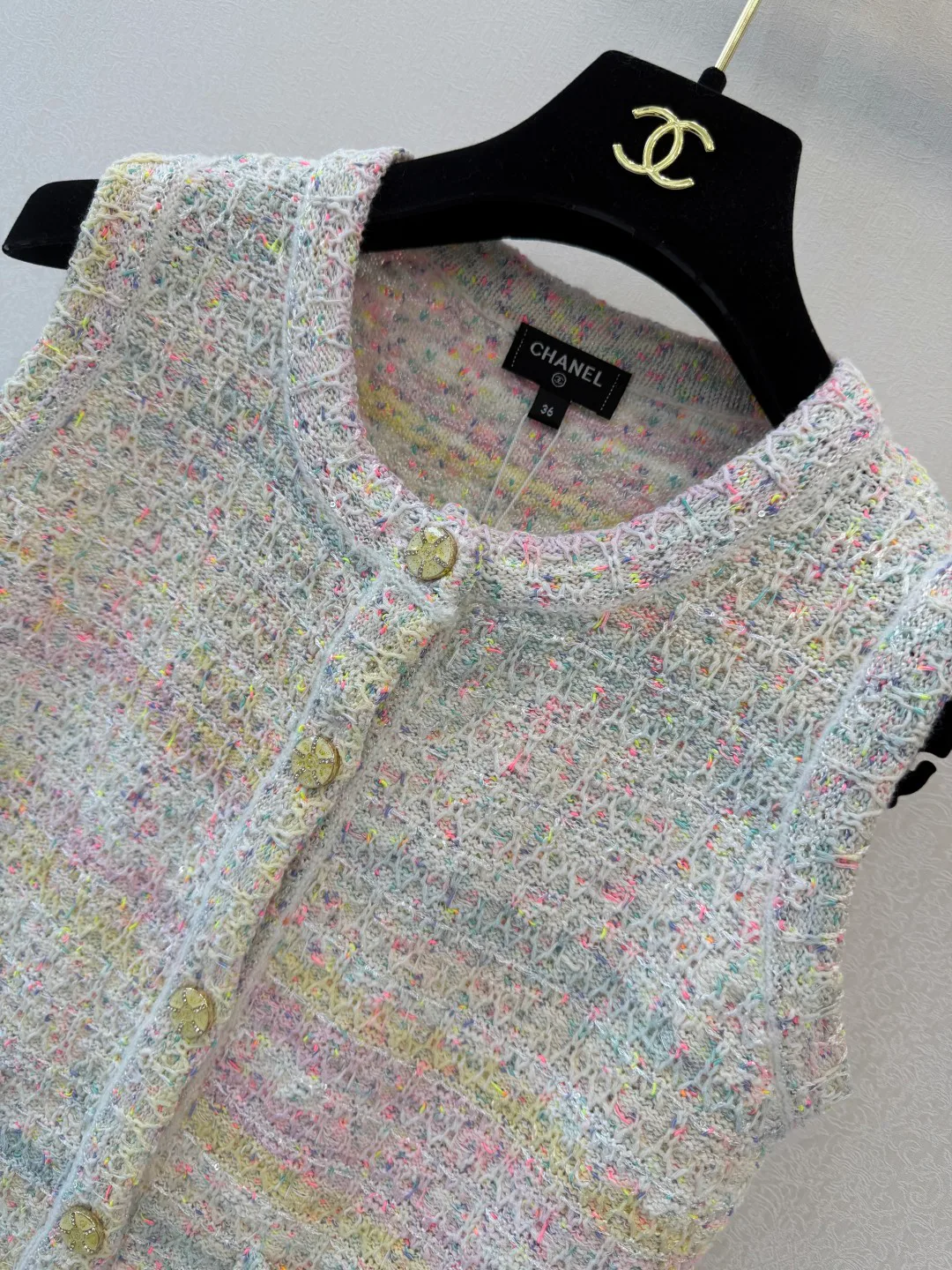Жилеты Женские Chanel 18137809
