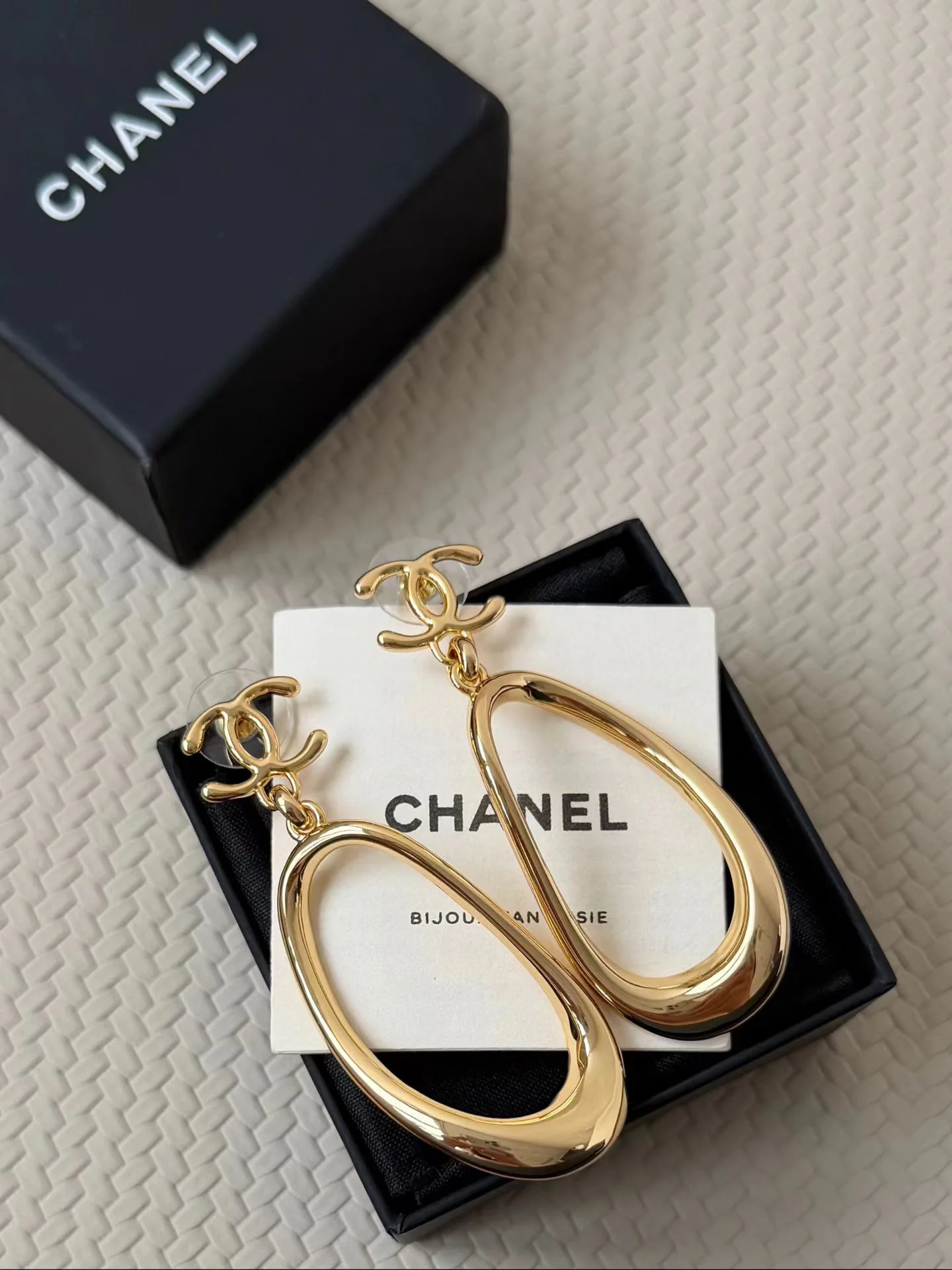Бижутерия Chanel 18123147
