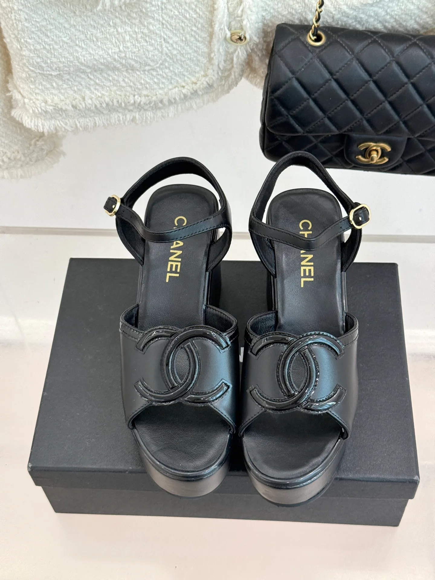 Босоножки Женские Chanel 12798274