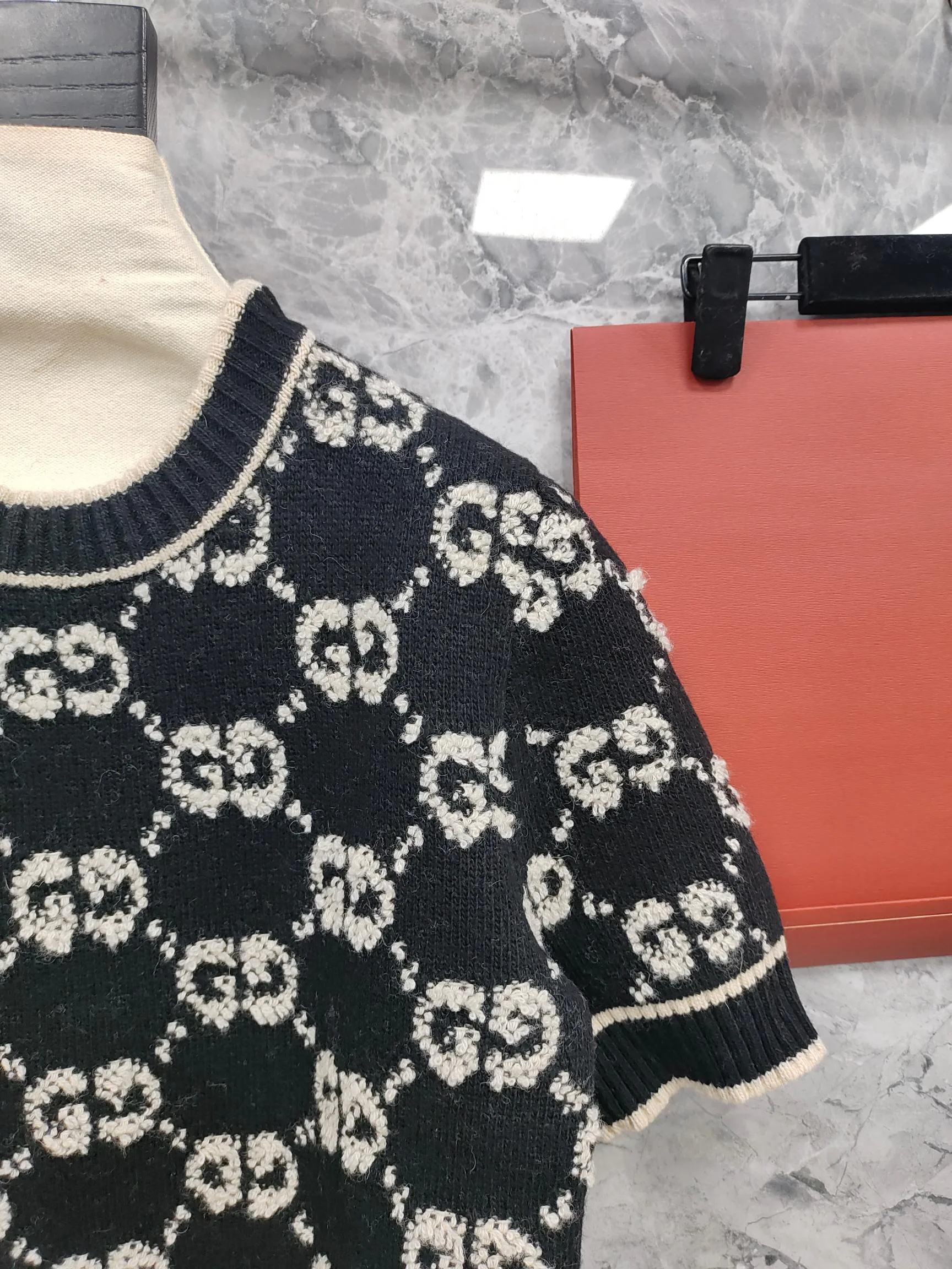Джемперы И Свитеры Женские Gucci 18743573