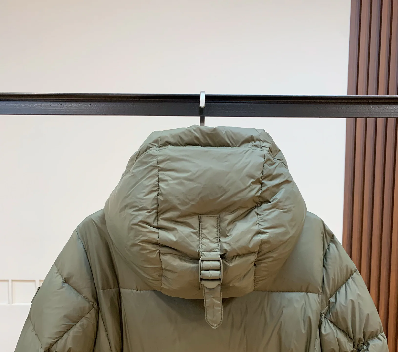 Куртки И Пуховики Женские Burberry 352905