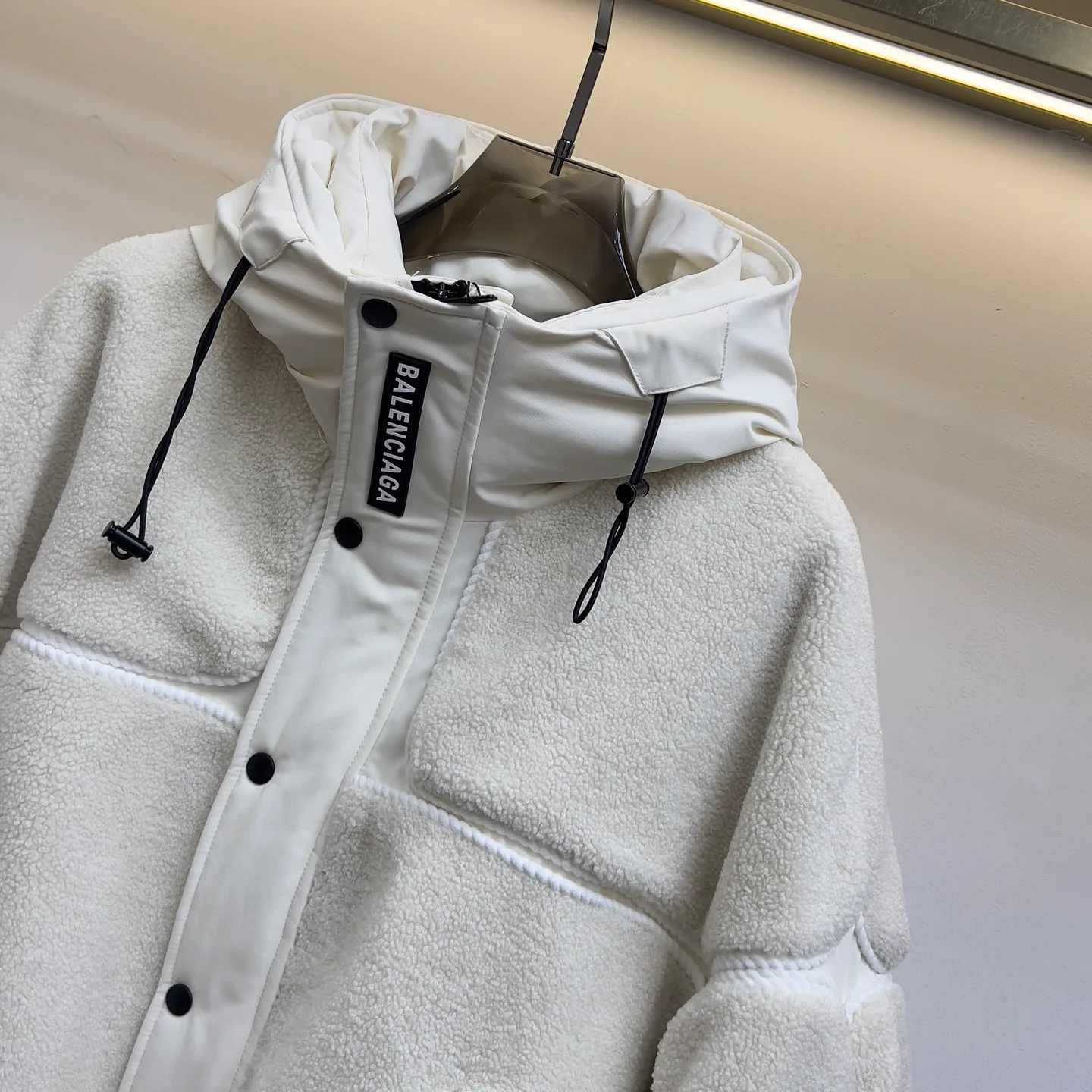 Куртки И Пуховики Женские Balenciaga 844048