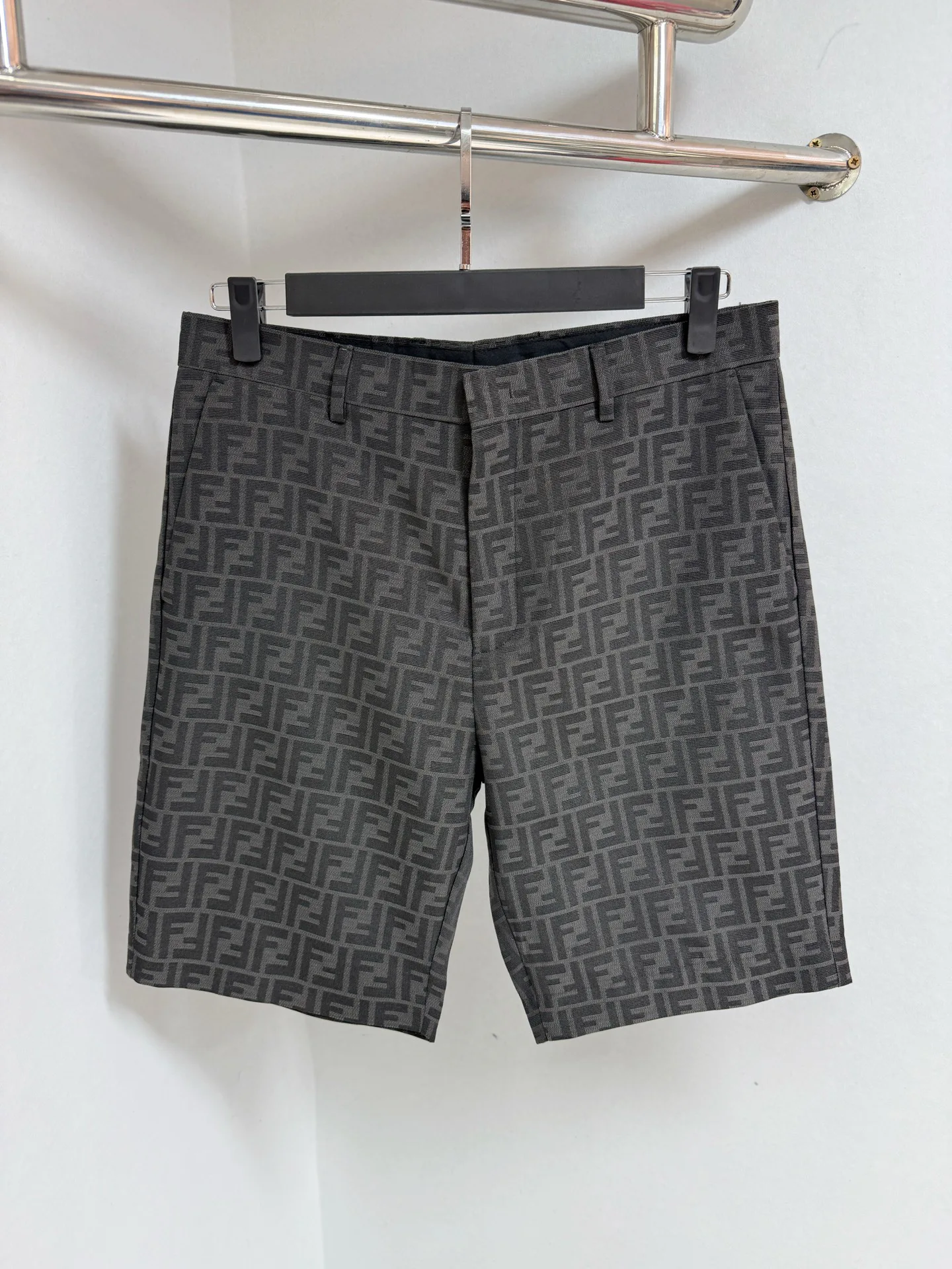 Шорты Женские Fendi 22106