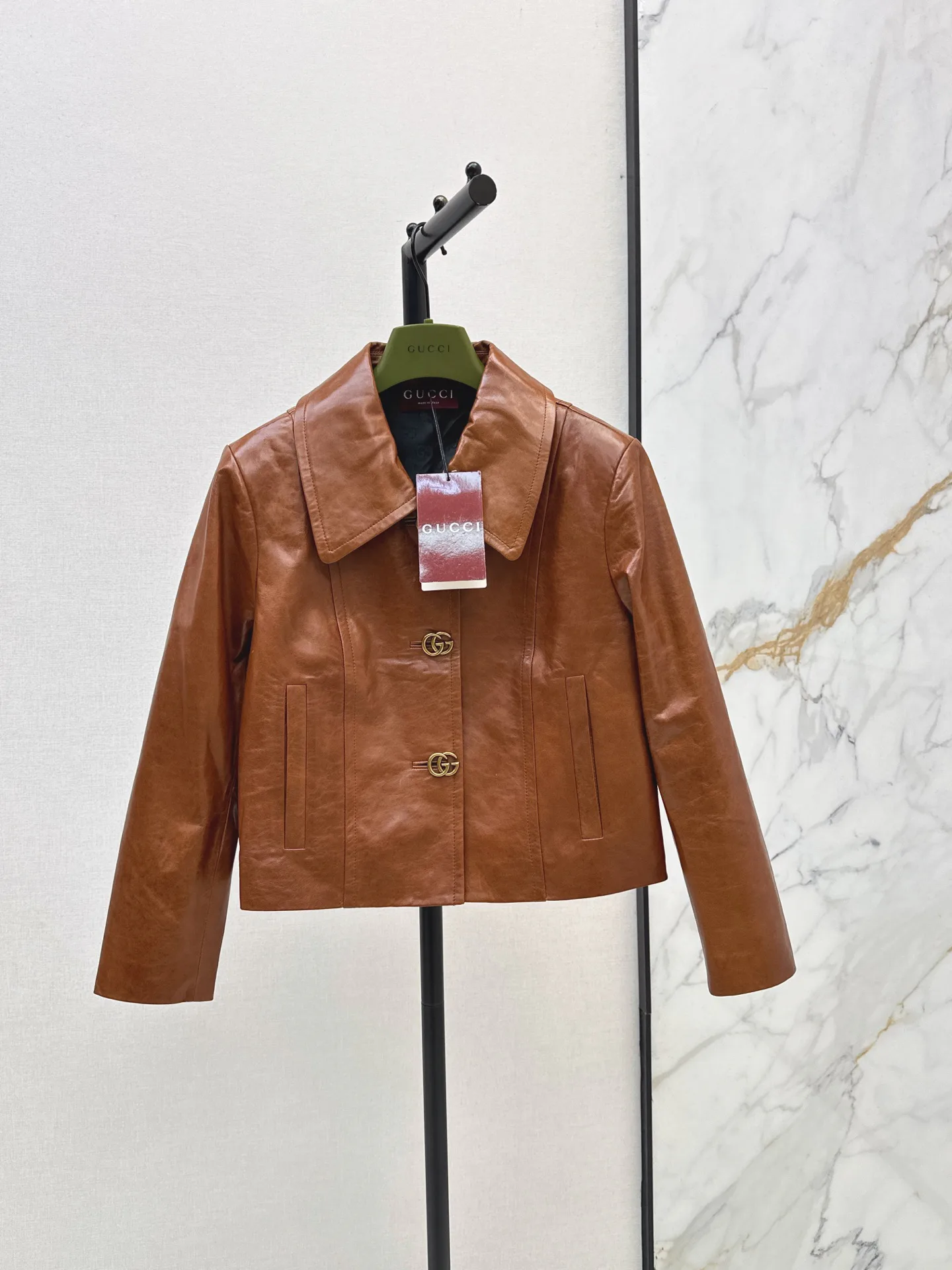 Кожаные Куртки И Дублёнки Женские Gucci 17651725