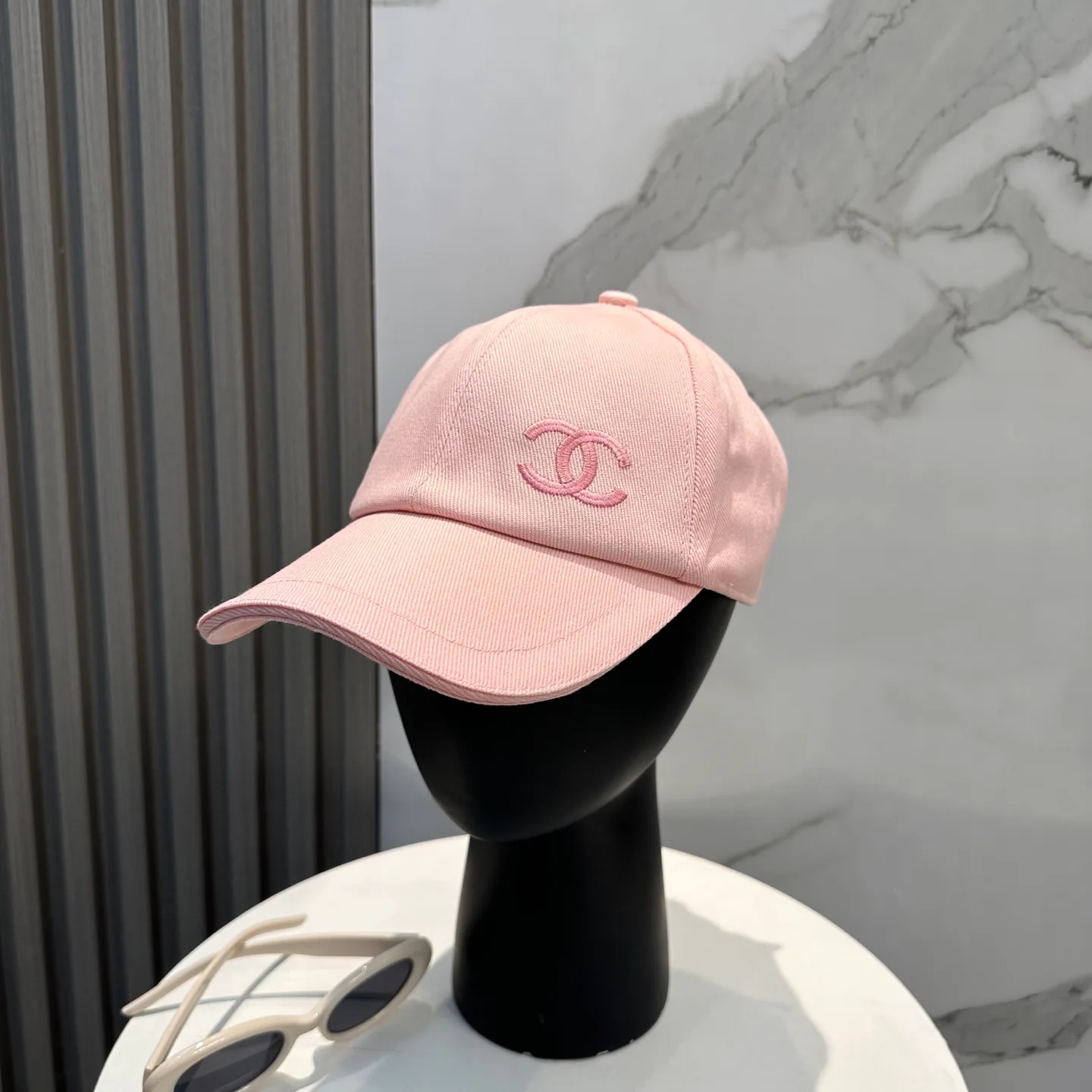 Головные Уборы Chanel 12764976