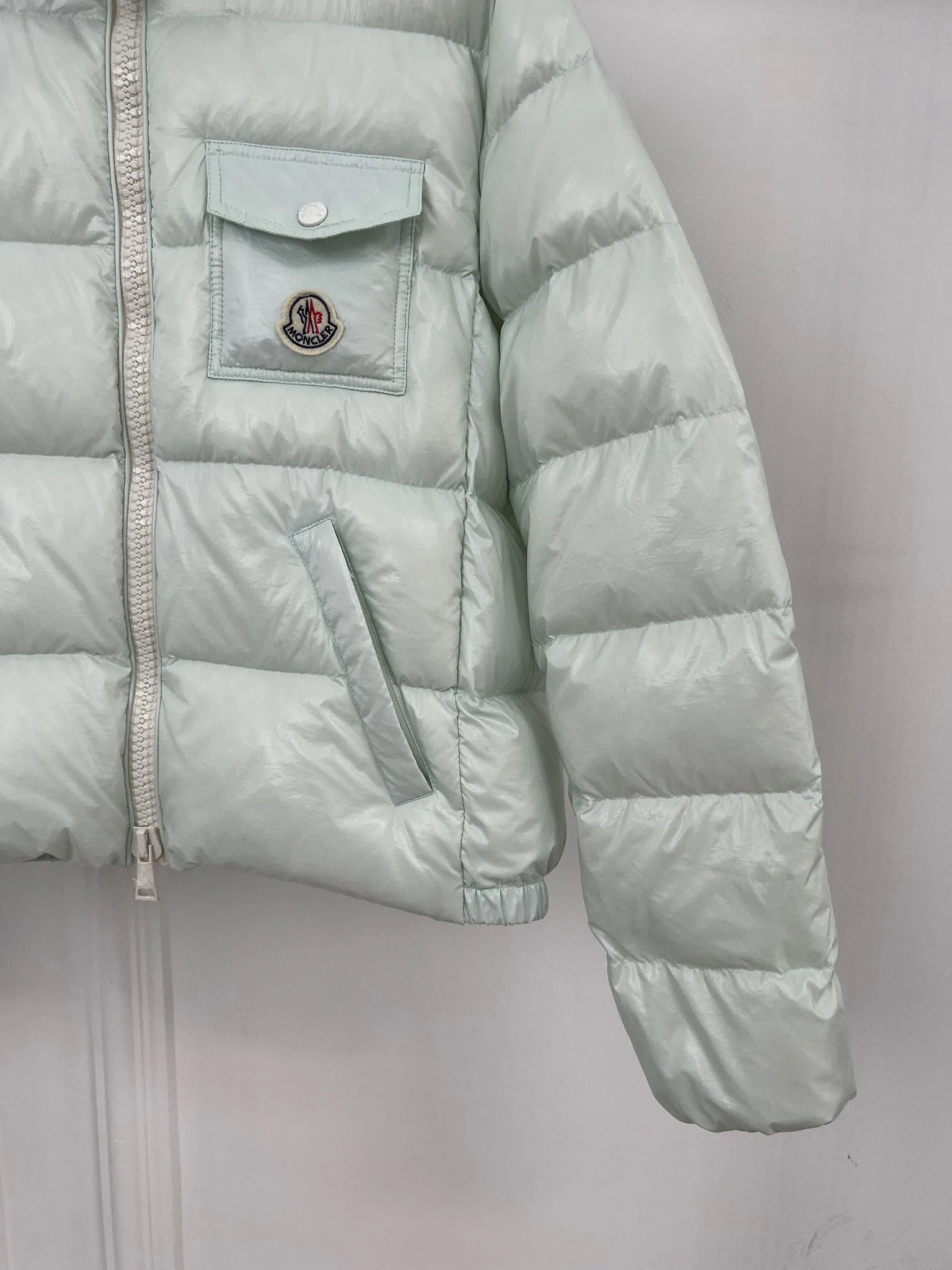Куртки И Пуховики Женские Moncler 18416221