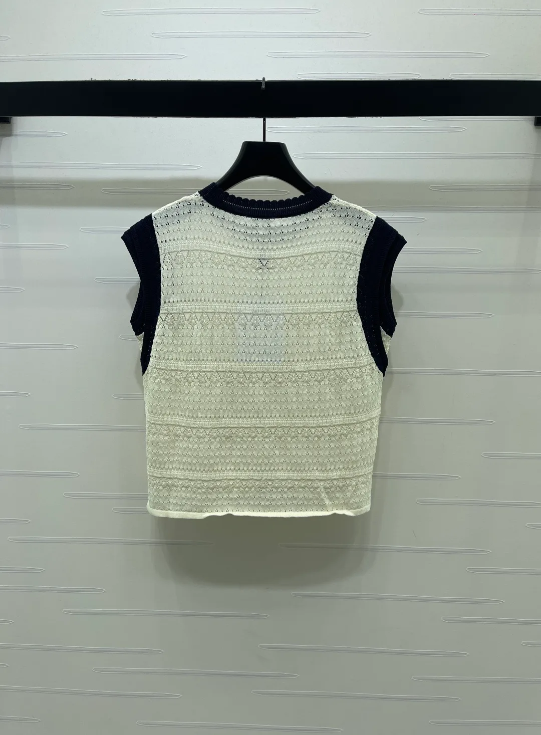 Жилеты Женские Chanel 16903641