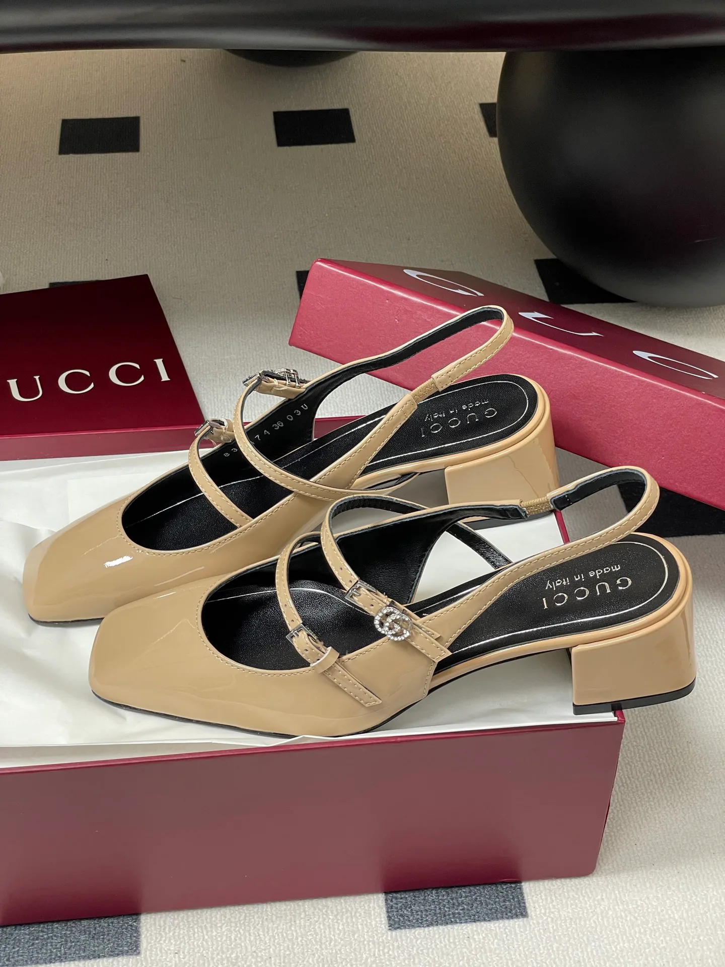 Туфли Женские Gucci 492095