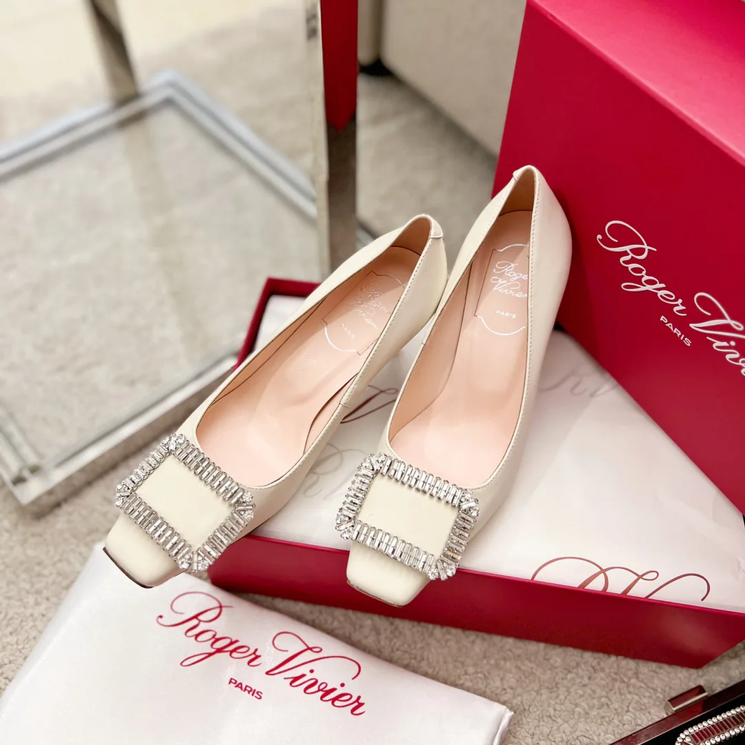 Туфли Женские Roger Vivier 17550745
