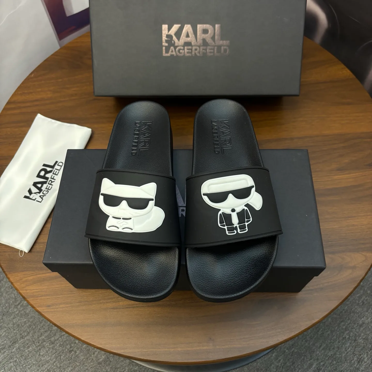 Шлепанцы Женские Karl Lagerfeld 10776054