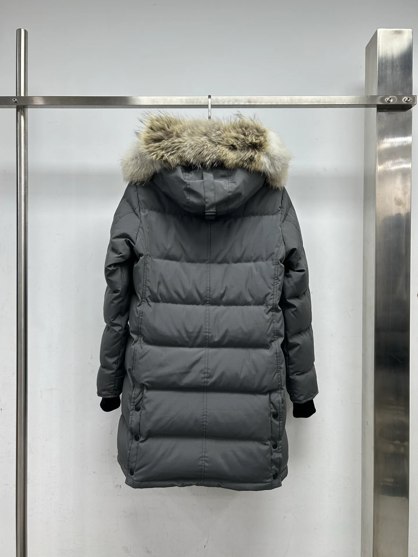 Куртки И Пуховики Женские Canada Goose 18188608