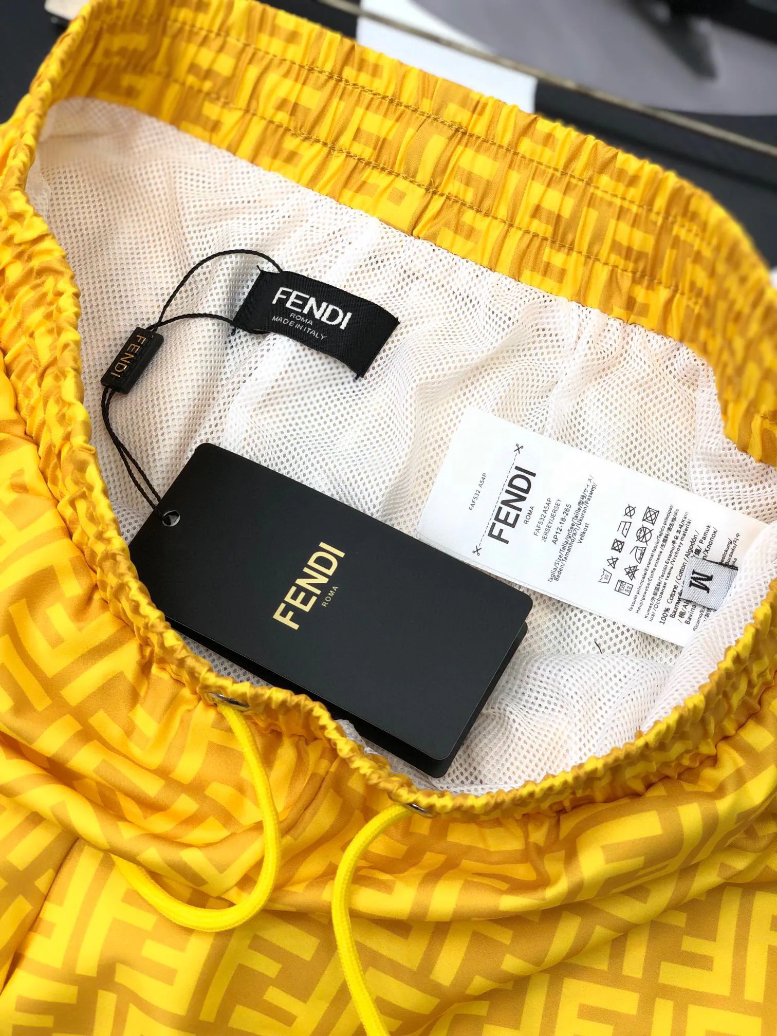 Шорты Мужские Fendi 10987910