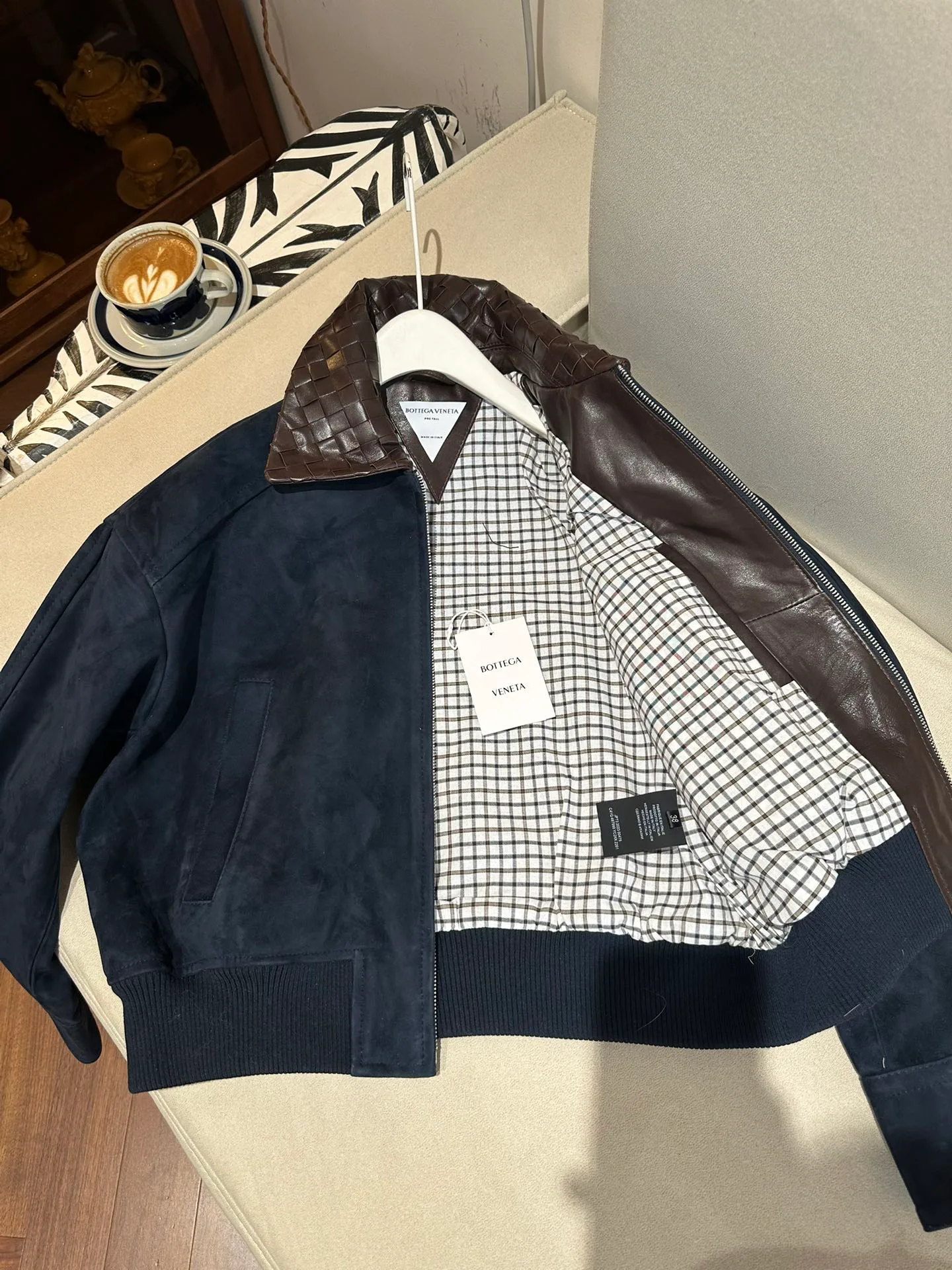 Кожаные Куртки И Дублёнки Женские Bottega Veneta 3078216