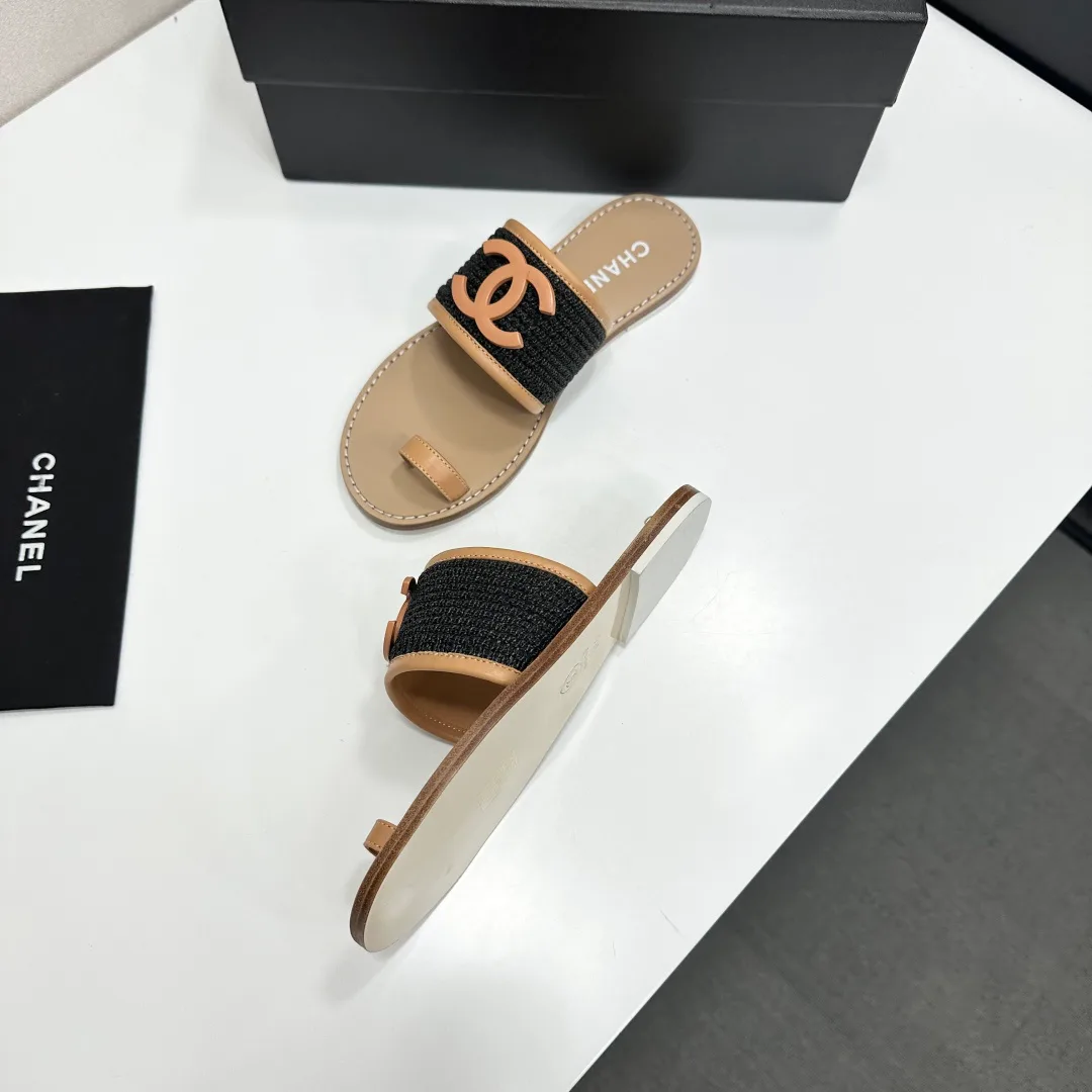 Шлепанцы Женские Chanel 11738528