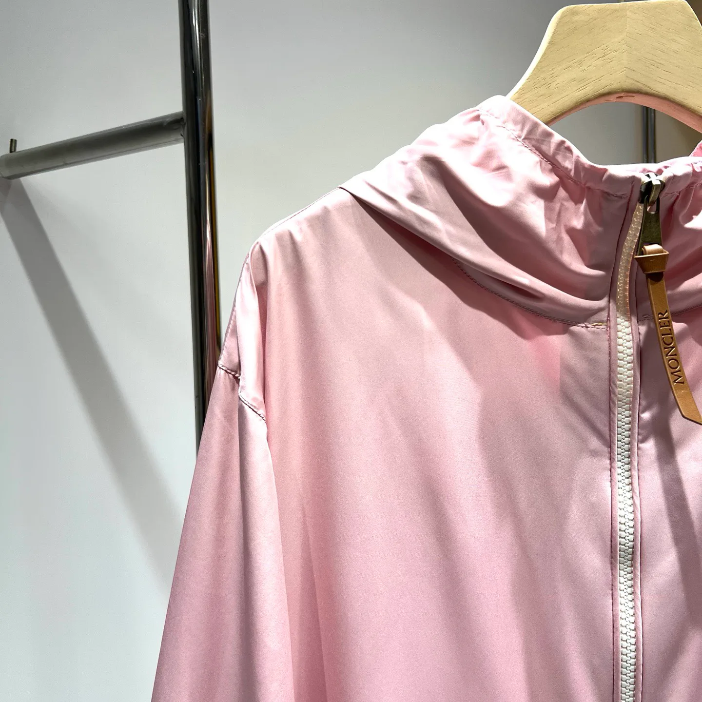 Куртки И Пуховики Женские Moncler 12687066