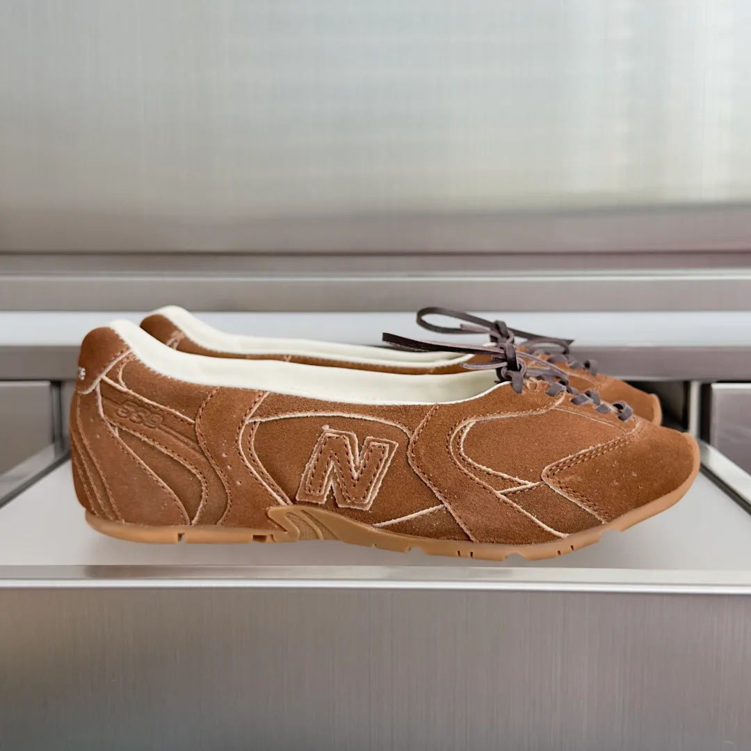 Кроссовки Женские Miu Miu 17950431
