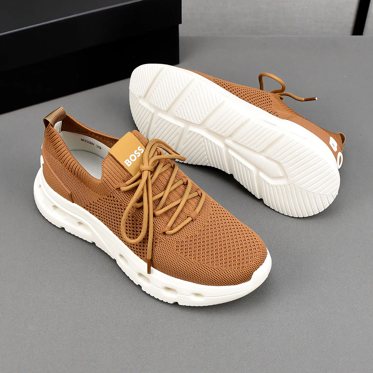 Кроссовки Мужские Hugo Boss 10736410