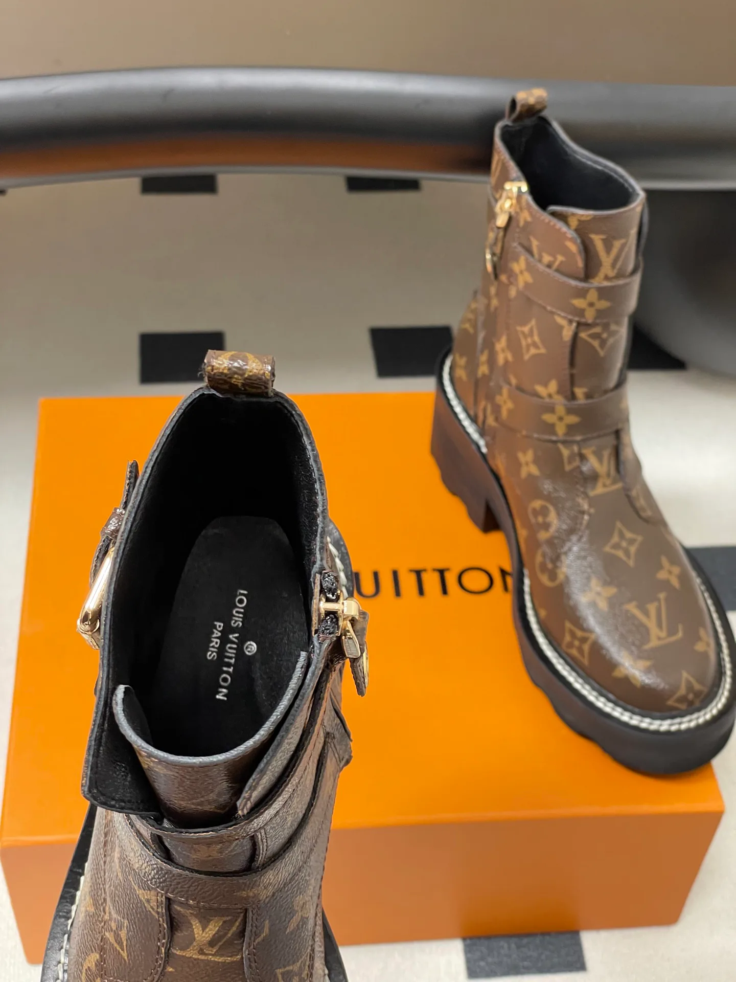 Ботинки Женские Louis Vuitton 491289