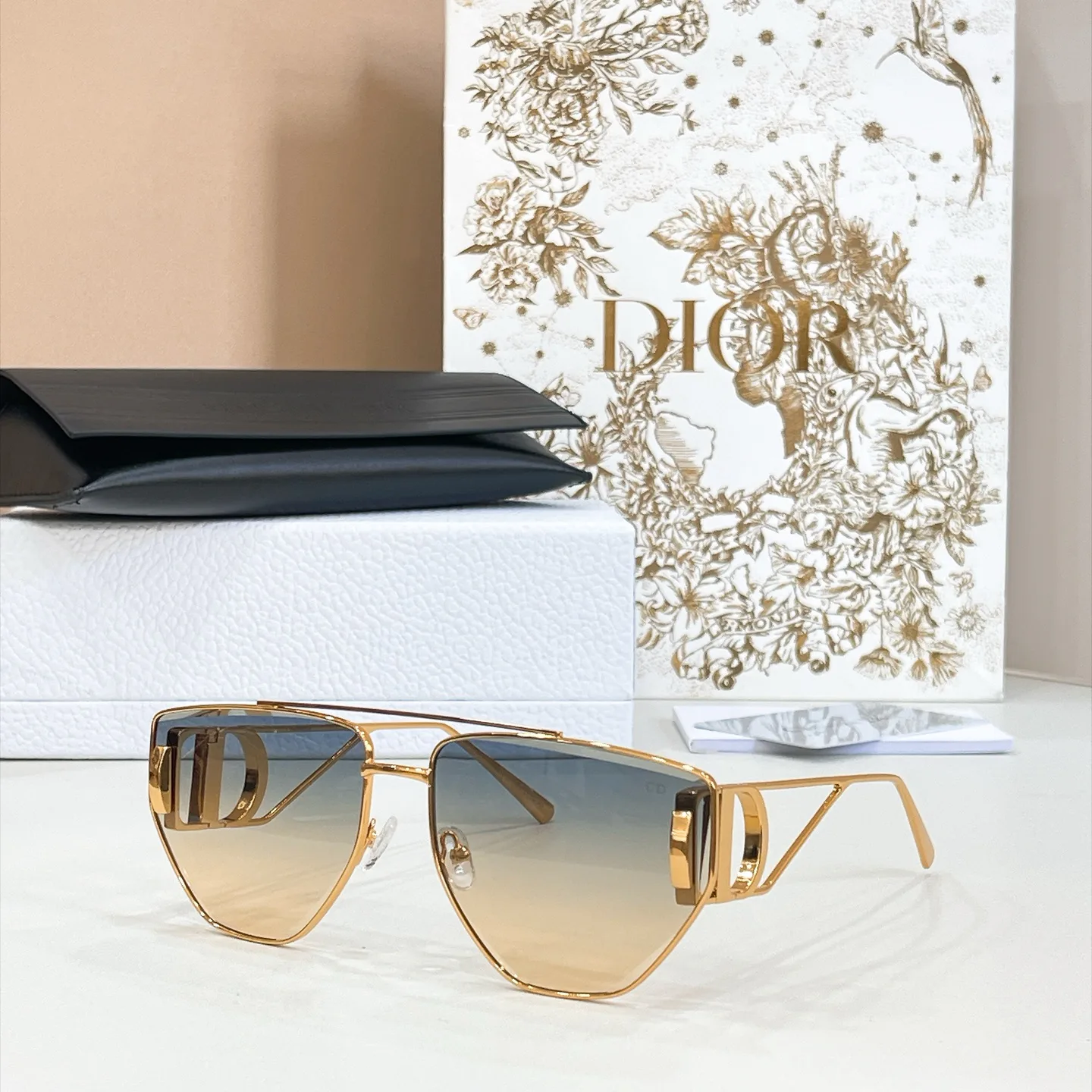 Очки Christian Dior 17949281