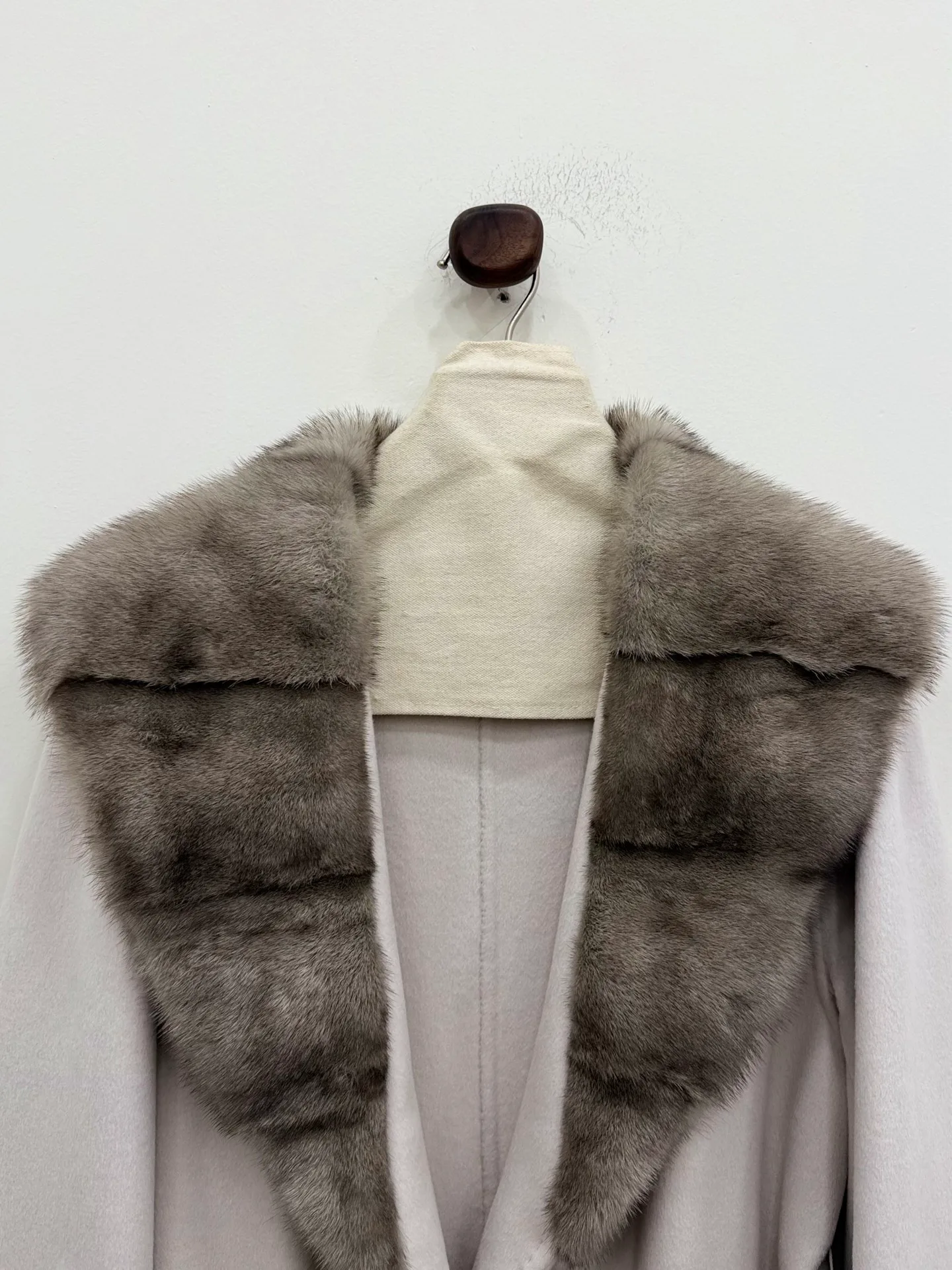 Пальто Женские Loro Piana 18770235