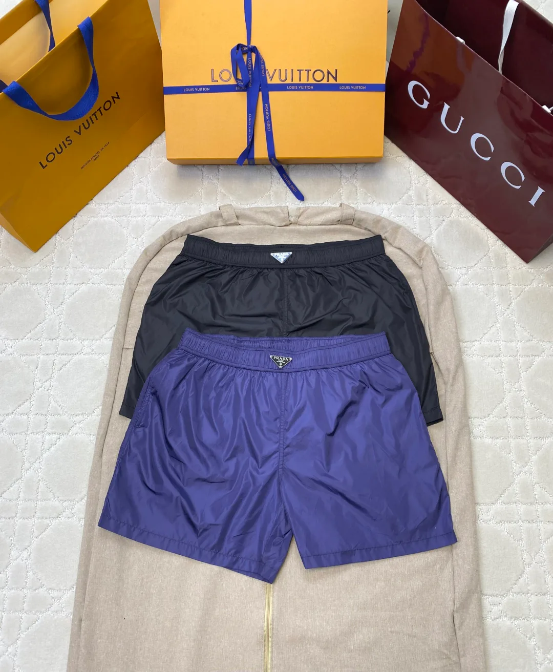 Шорты Женские Prada 34822