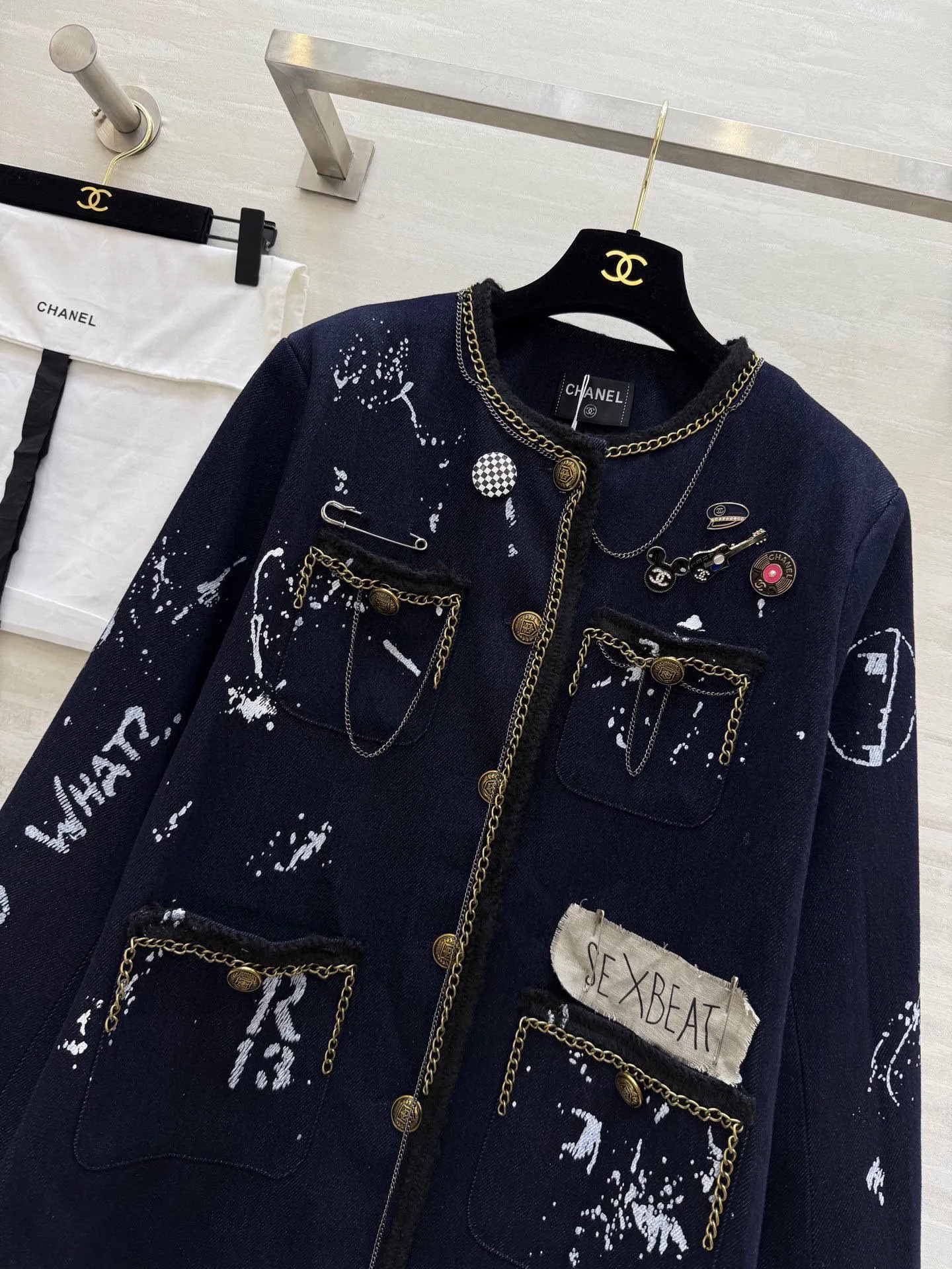 Куртки И Пуховики Женские Chanel 5709981