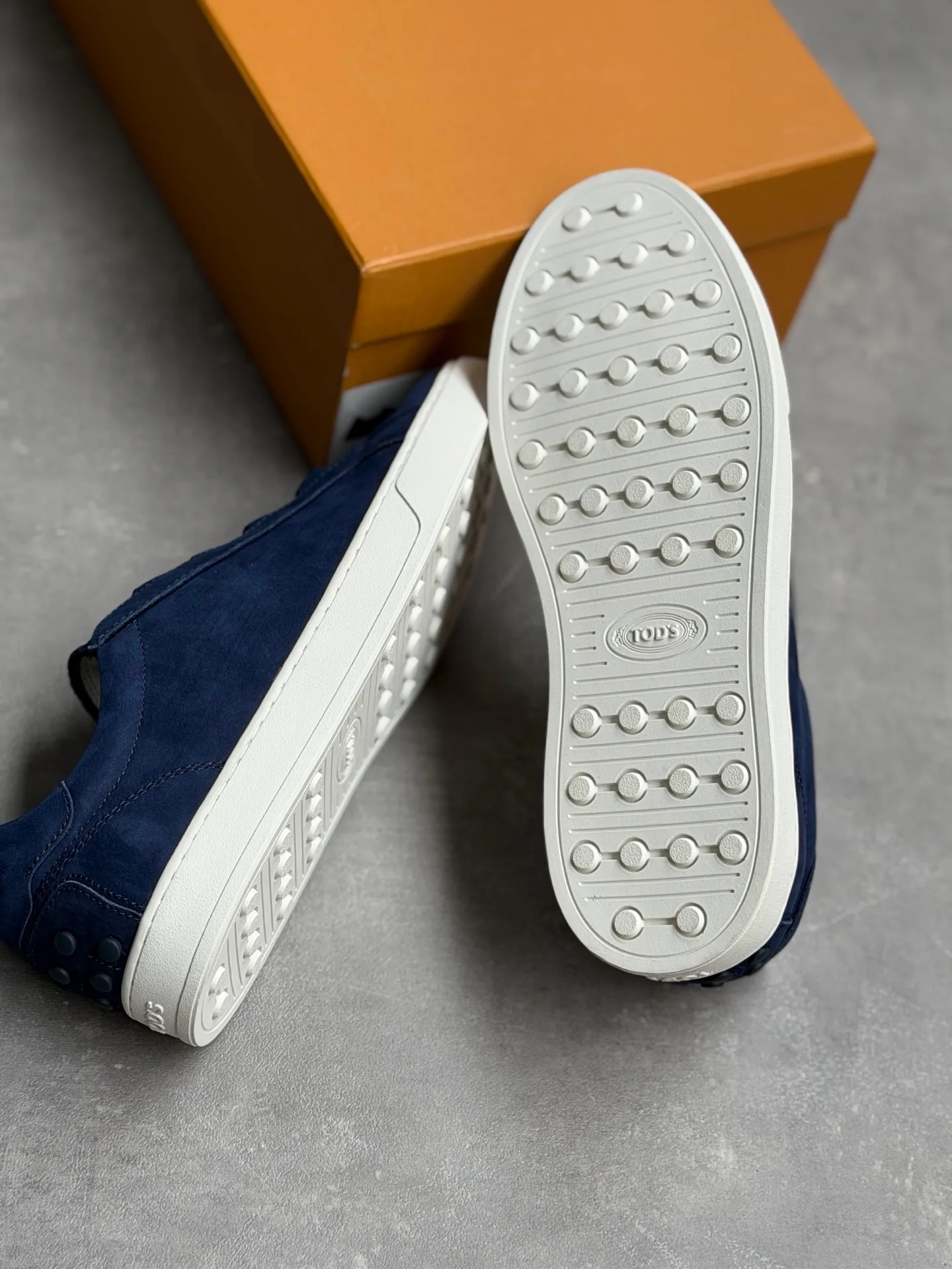 Кроссовки Мужские Tod's 18995609